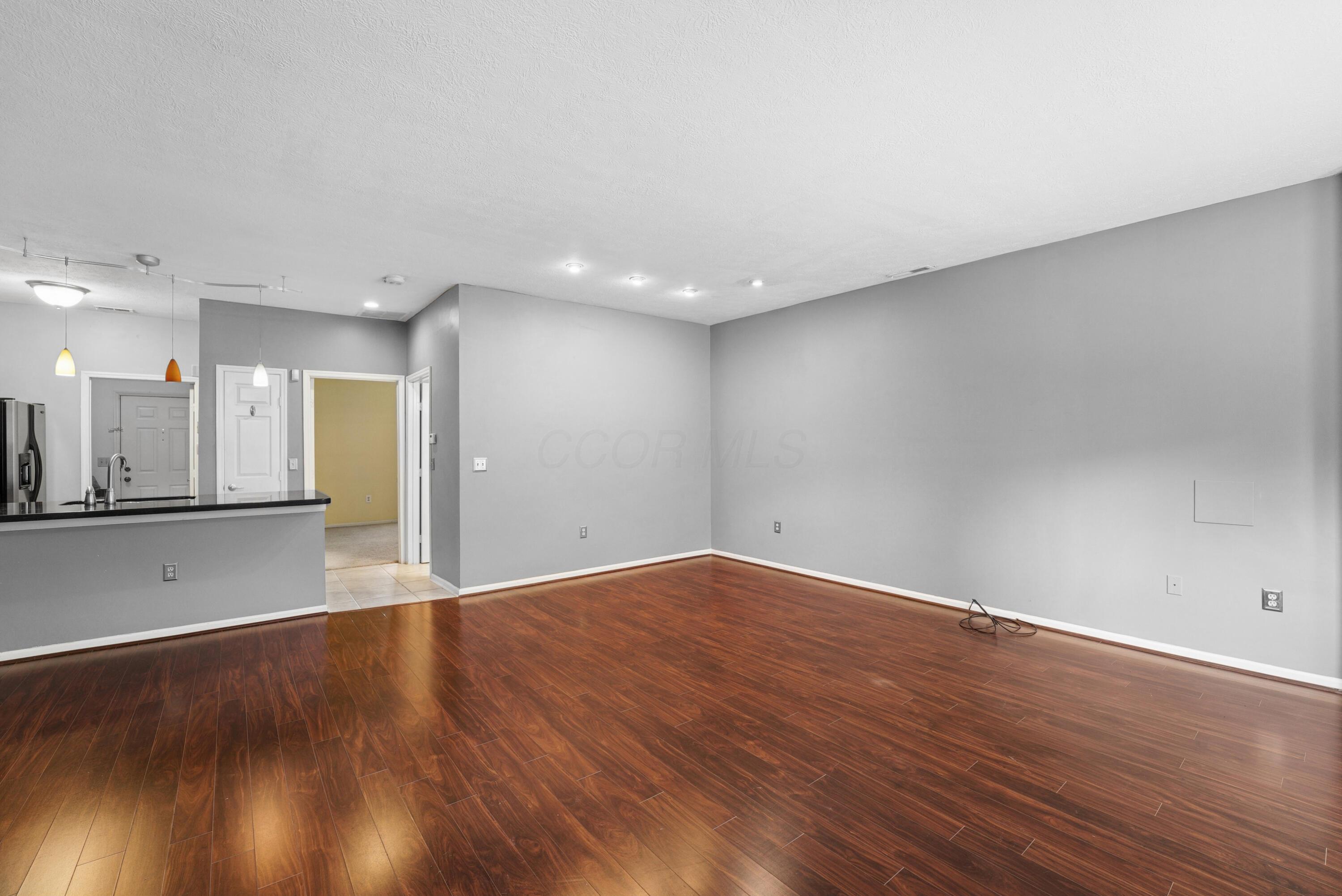 47 Victorian Gate Way Property Photo 5