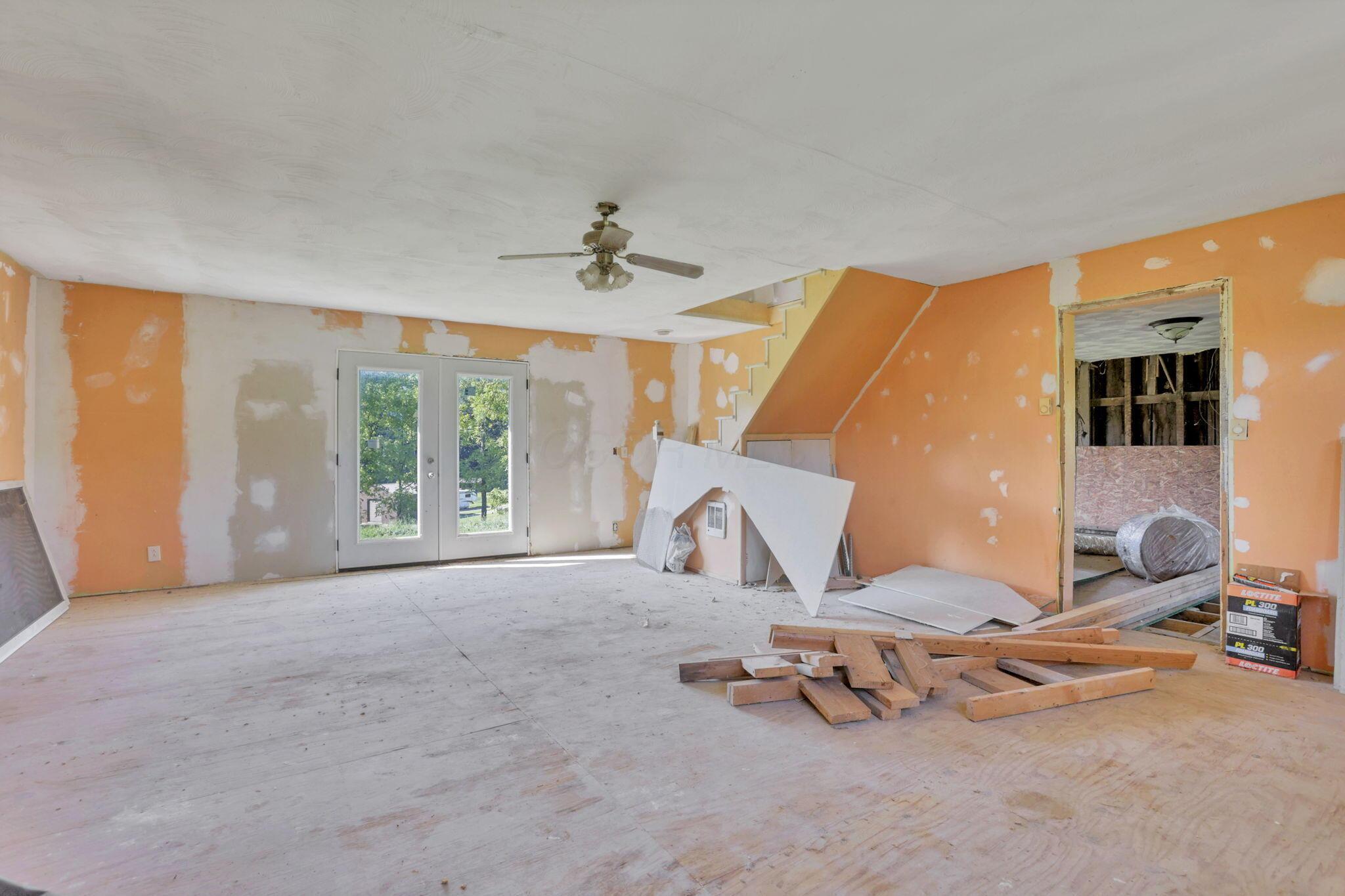 16451 Cox Road Property Photo 2
