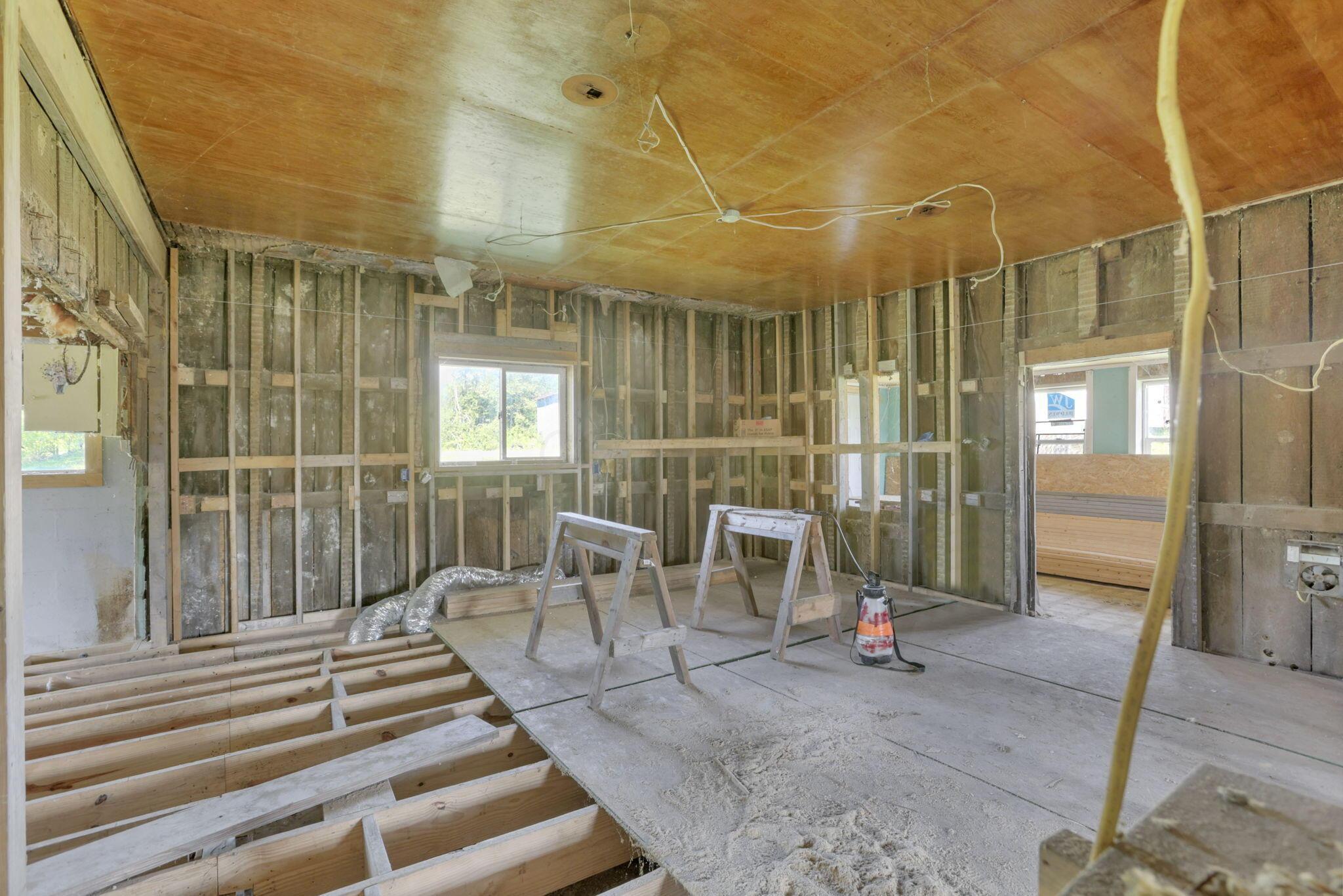 16451 Cox Road Property Photo 6