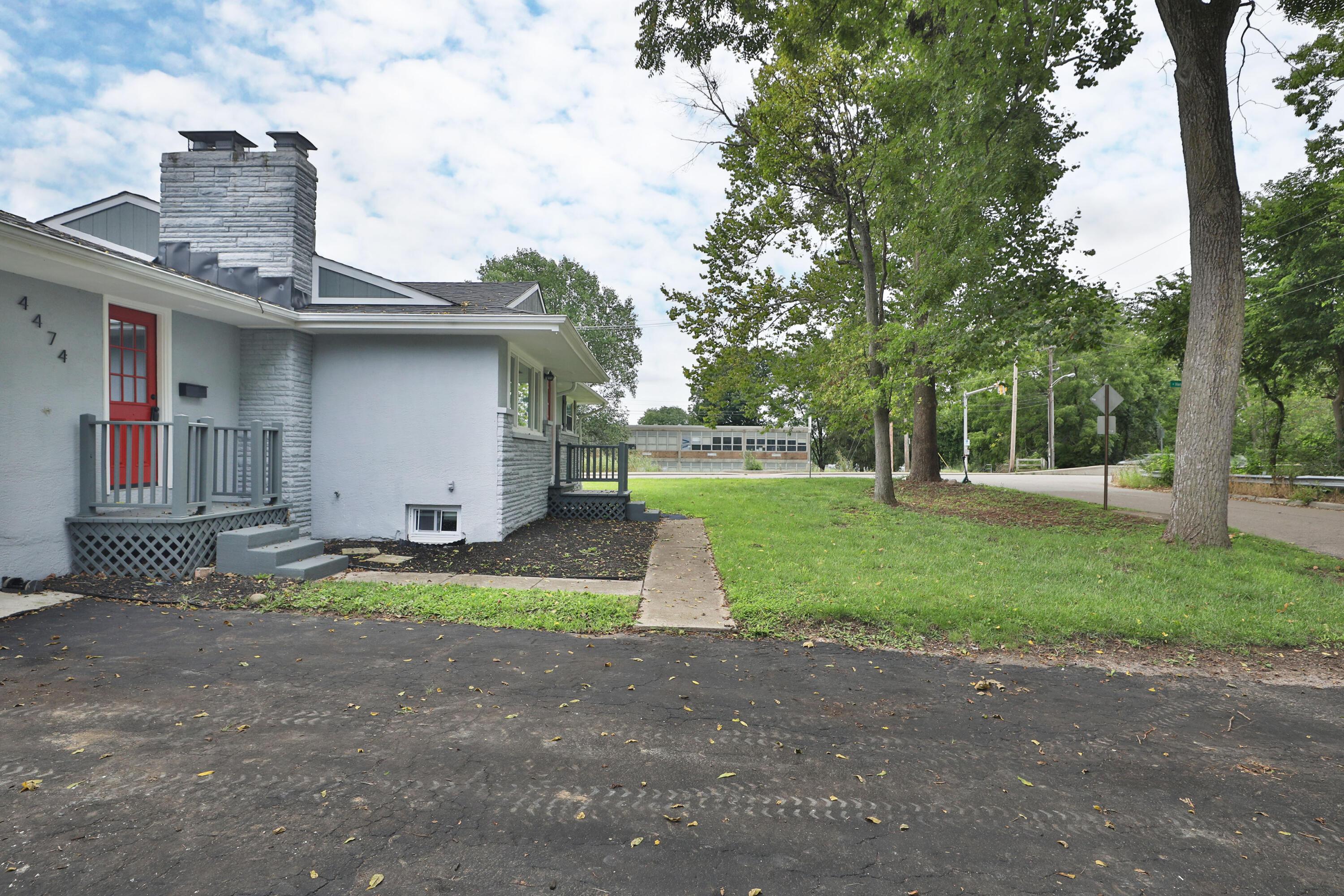 4474 Starrett Road Property Photo 3