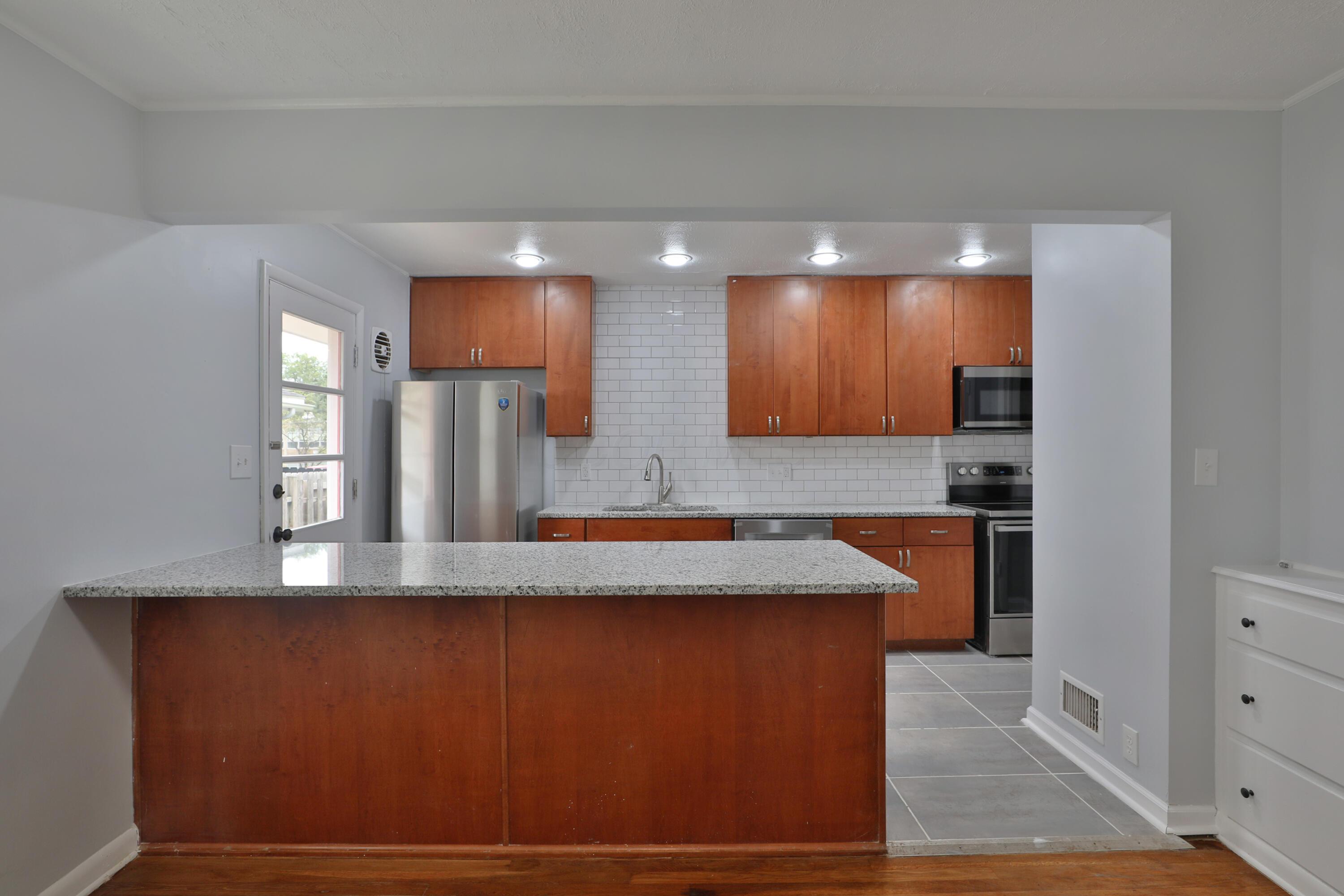 4474 Starrett Road Property Photo 10
