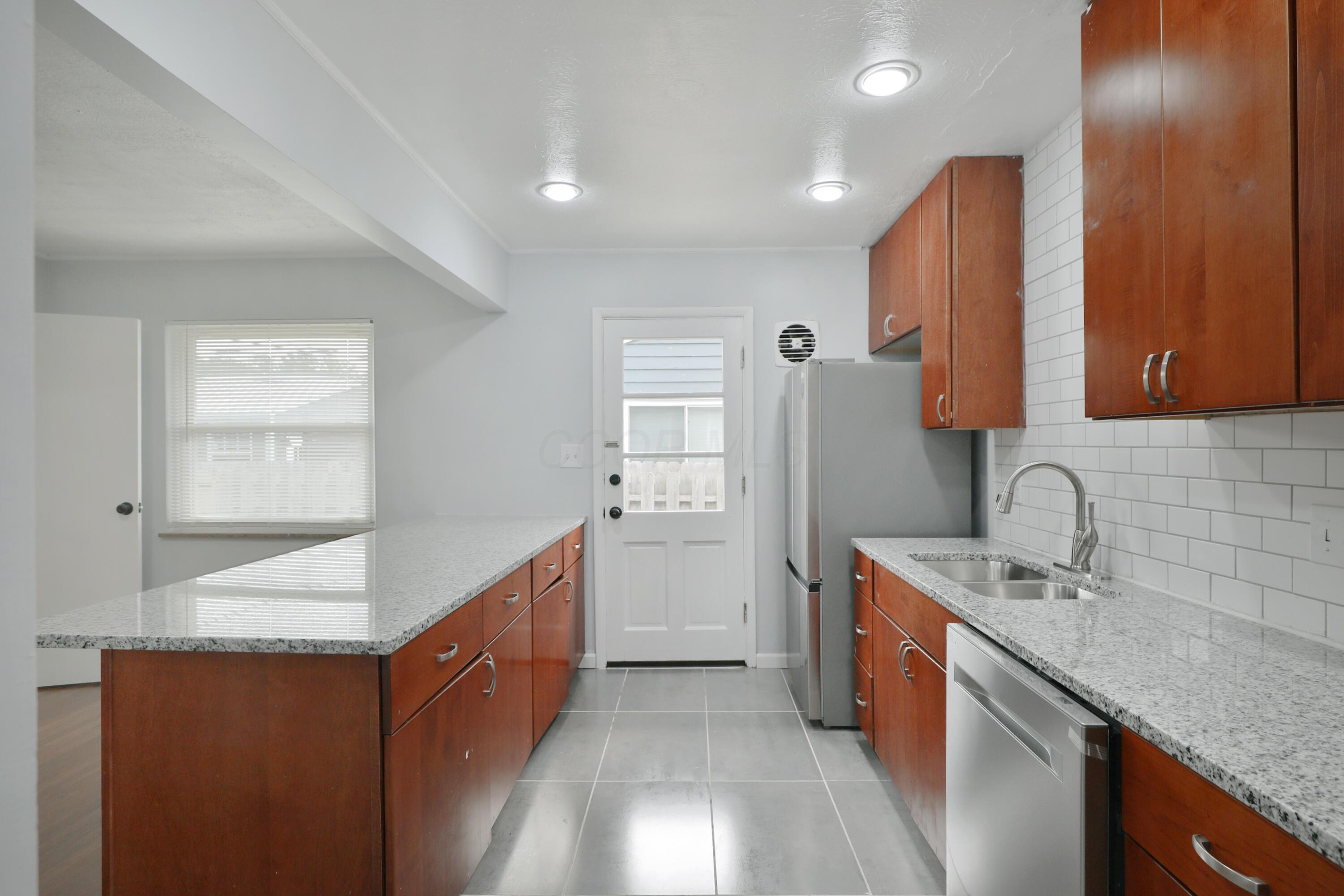 4474 Starrett Road Property Photo 14