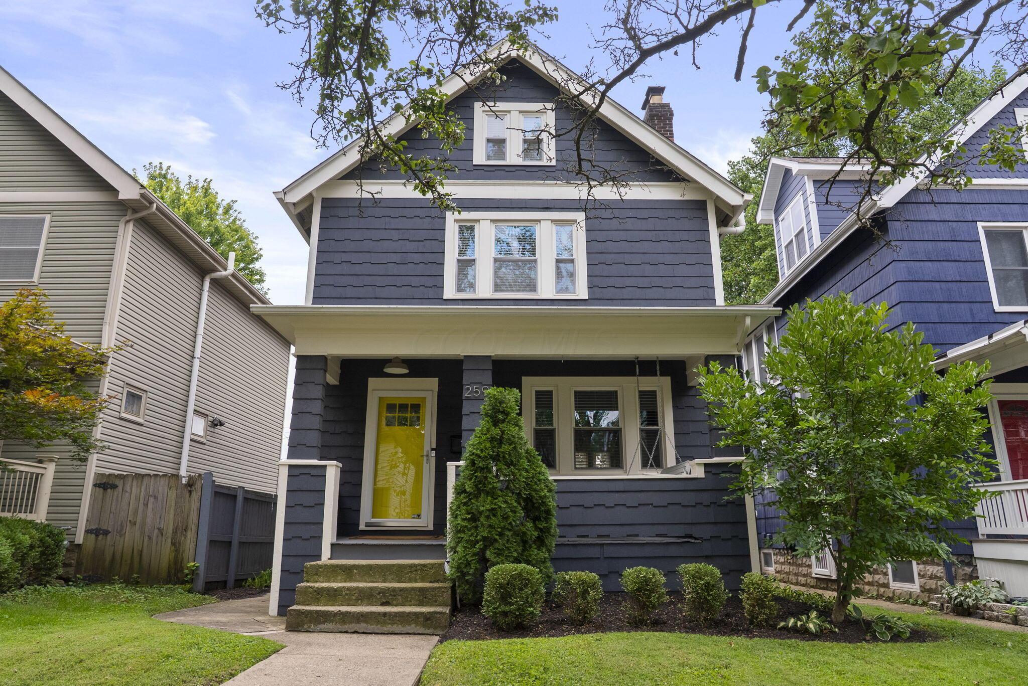 259 E Mithoff Street Property Photo 1