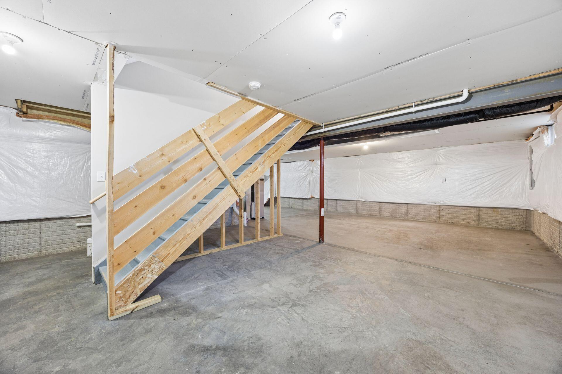 156 Heron Avenue Property Photo 42