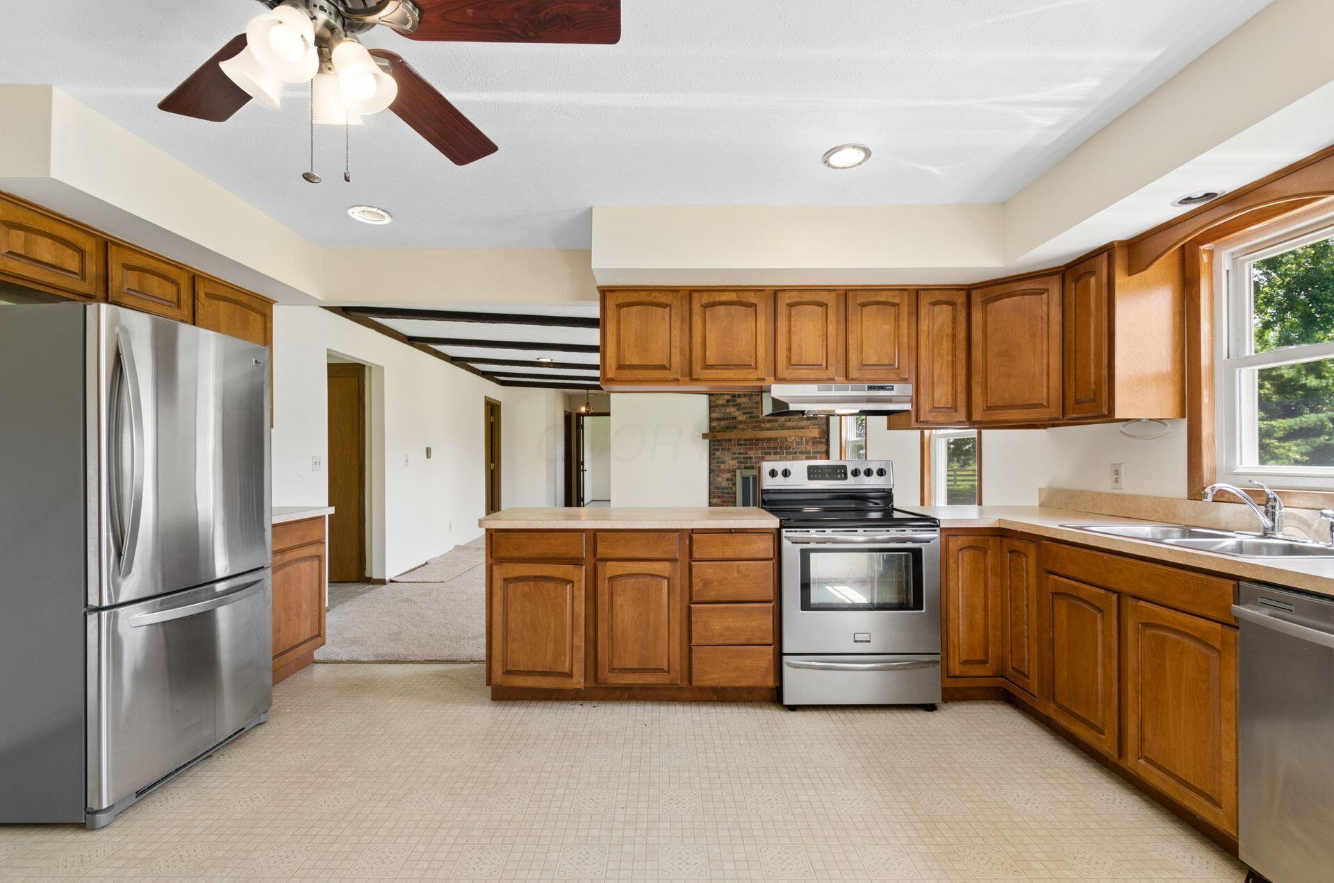 4143 Zuber Road Property Photo 9