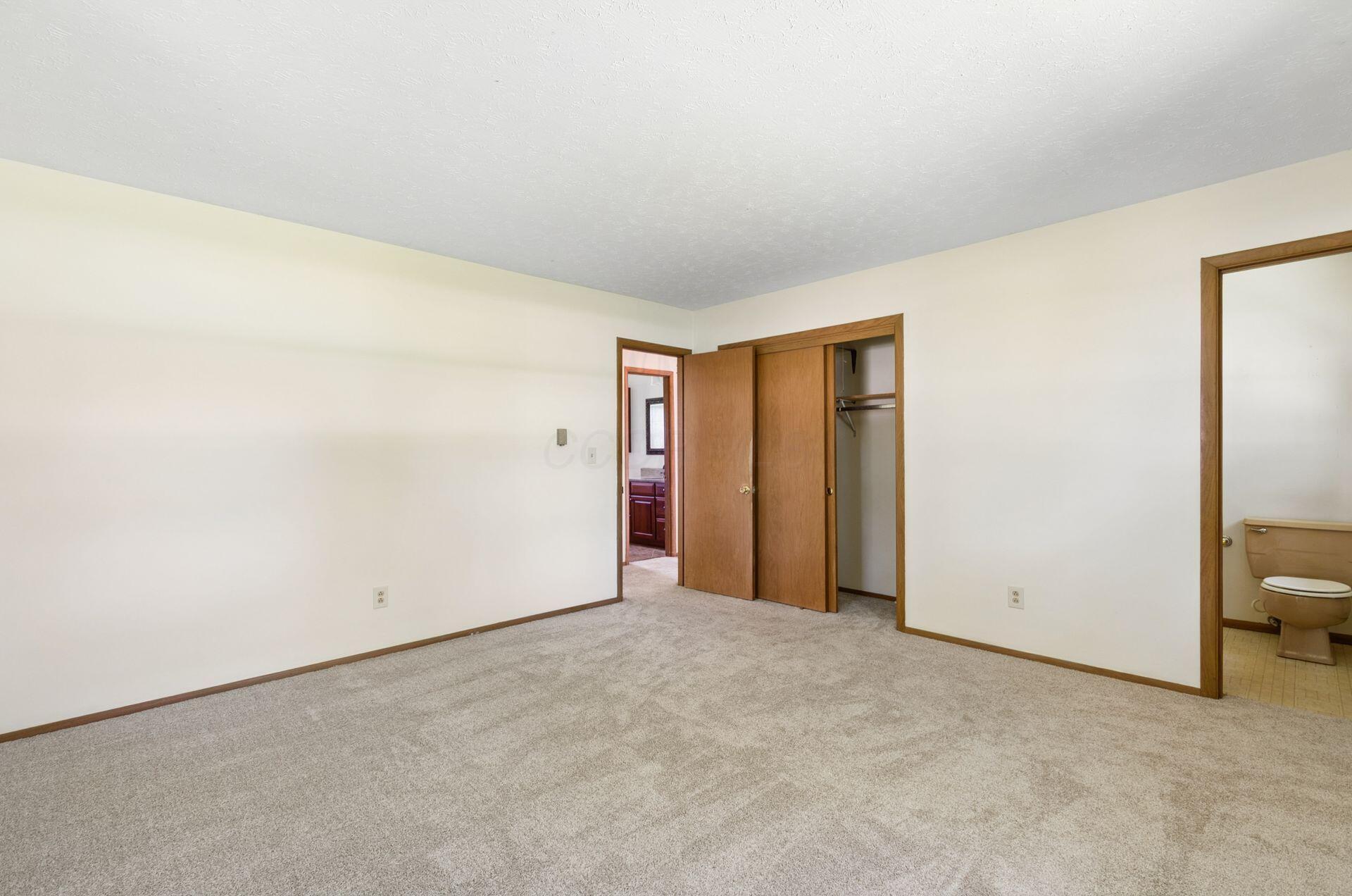 4143 Zuber Road Property Photo 18