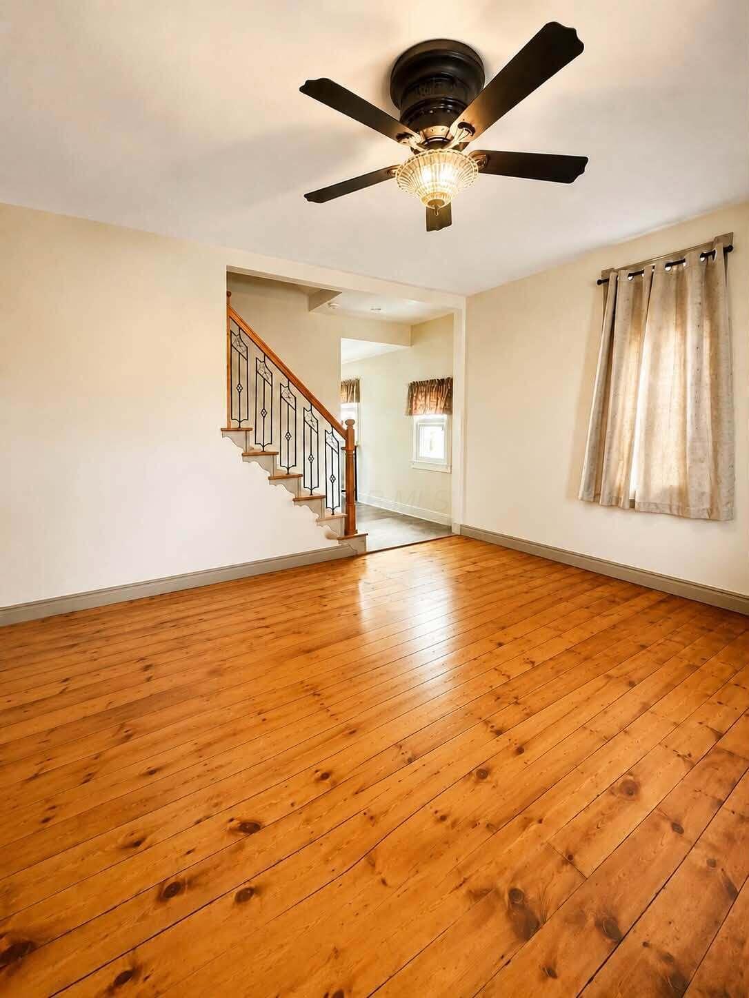 565 E Chestnut Street Property Photo 19