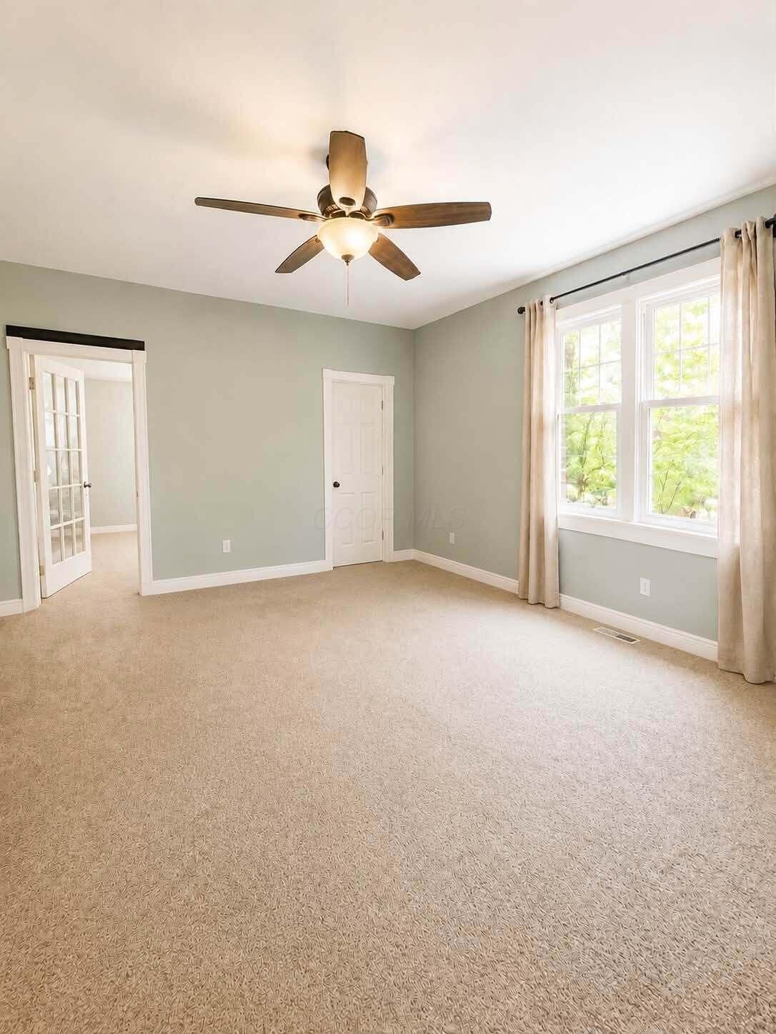 565 E Chestnut Street Property Photo 31