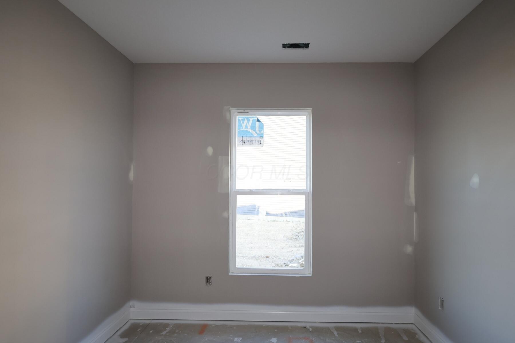 5894 Creekview Drive Property Photo 13