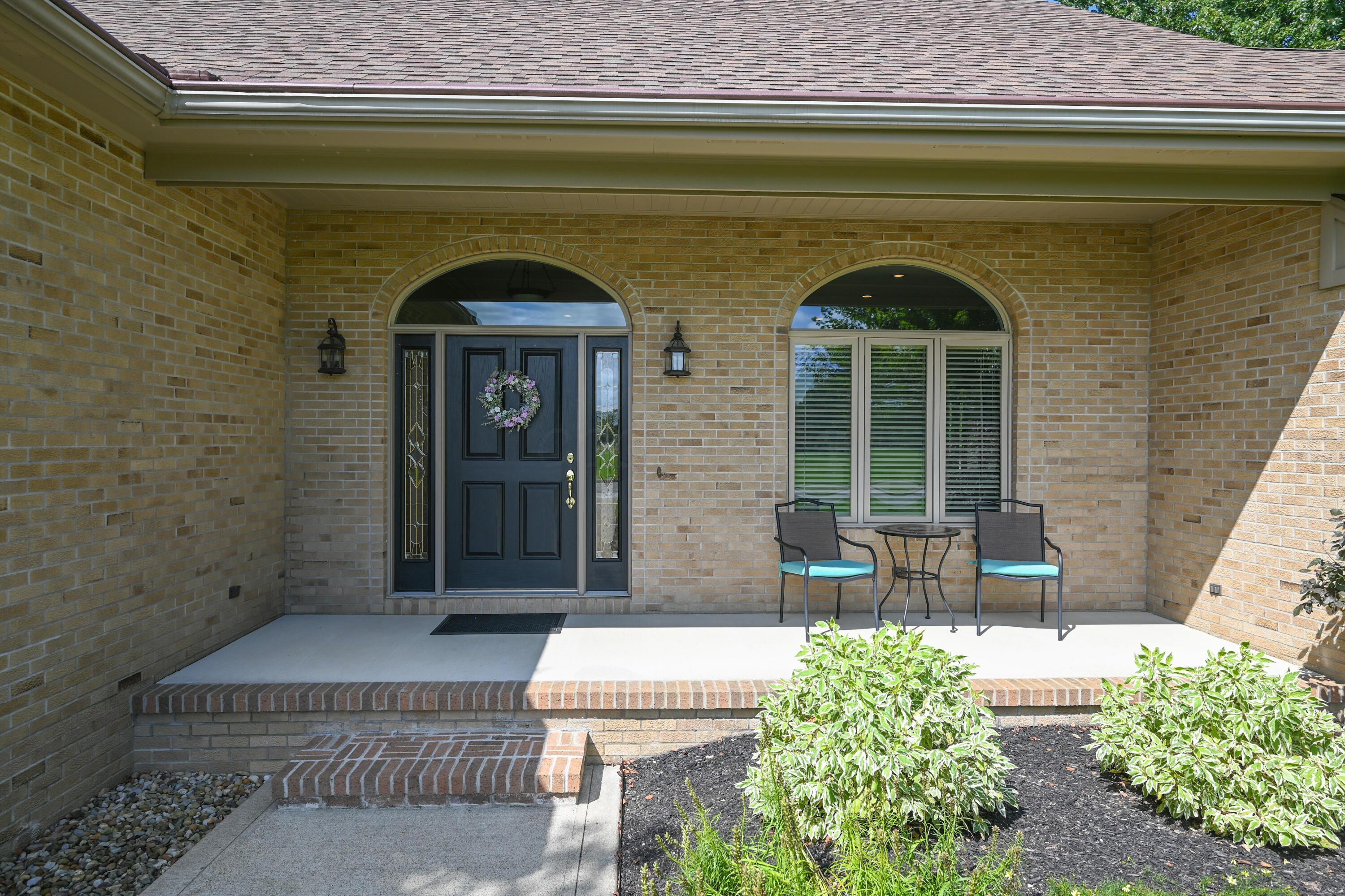 1225 Lakeview Property Photo 8
