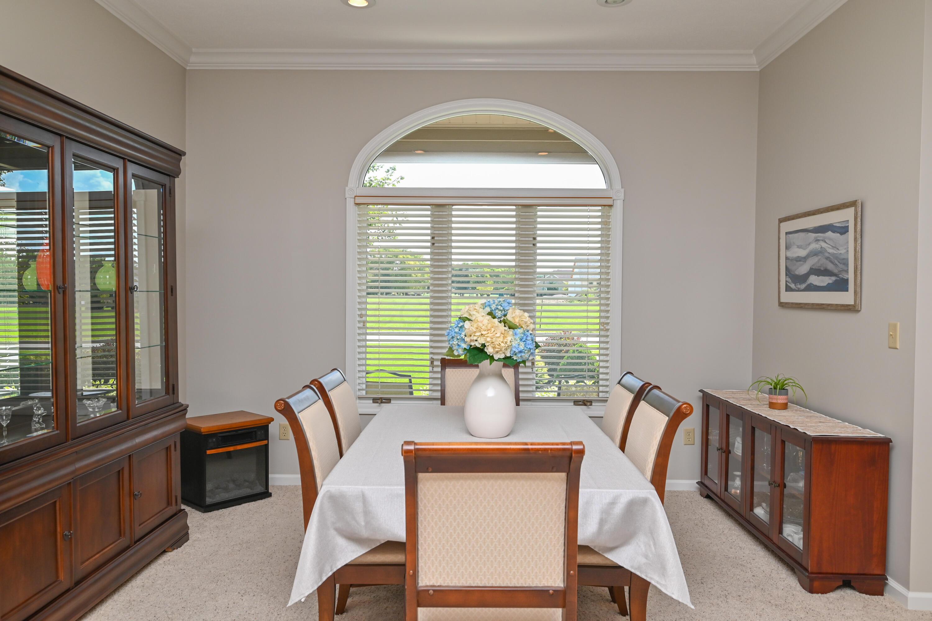 1225 Lakeview Property Photo 15