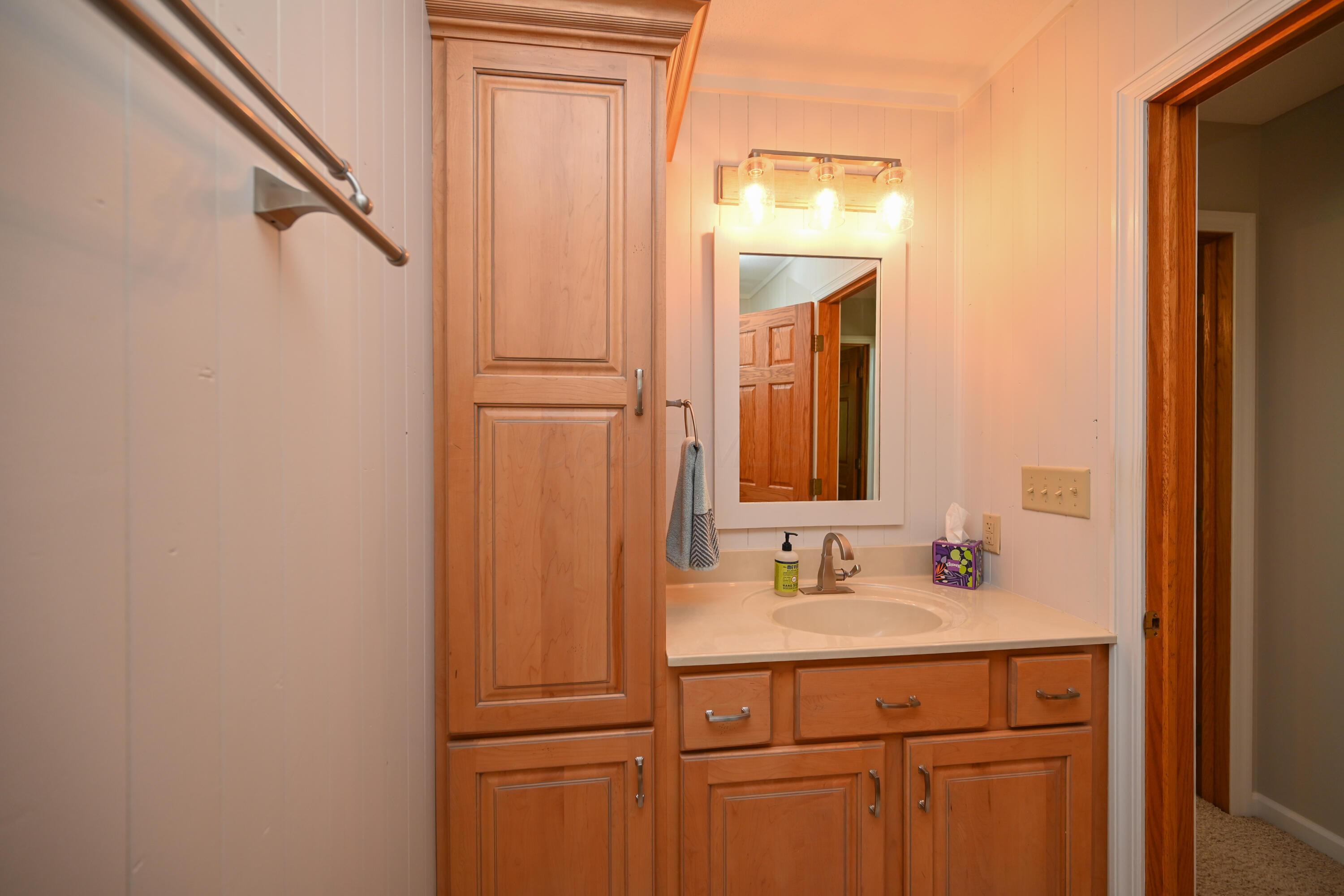 1225 Lakeview Property Photo 27