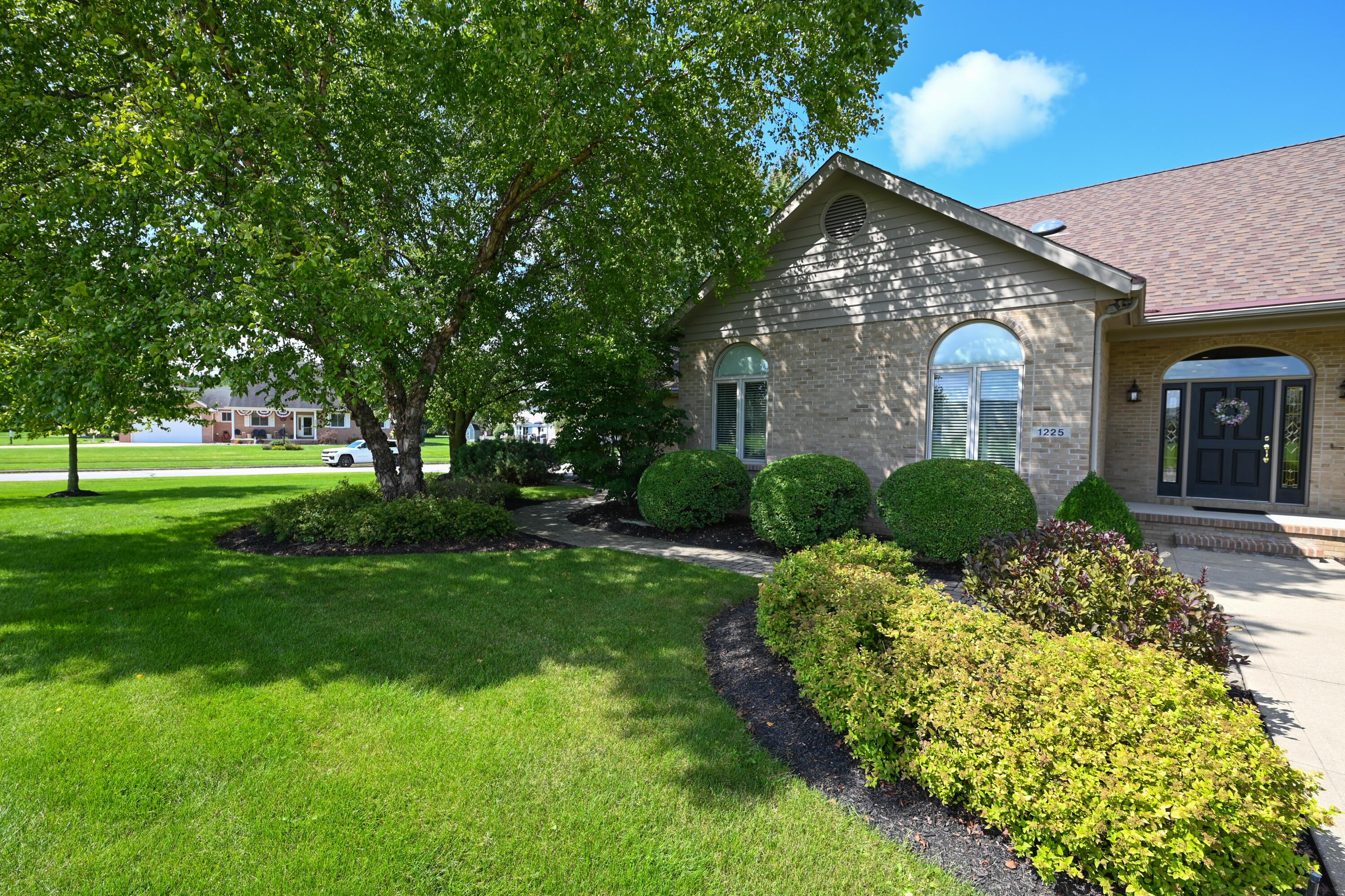 1225 Lakeview Property Photo 37