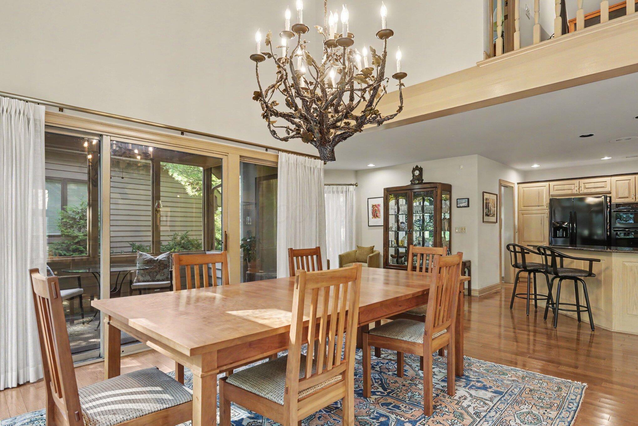 6468 Quarry Lane Property Photo 13