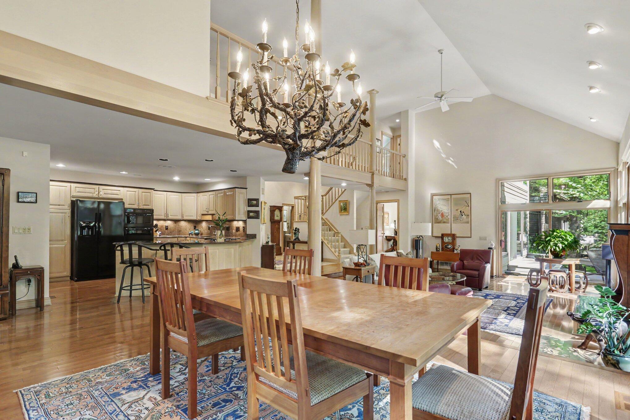 6468 Quarry Lane Property Photo 15