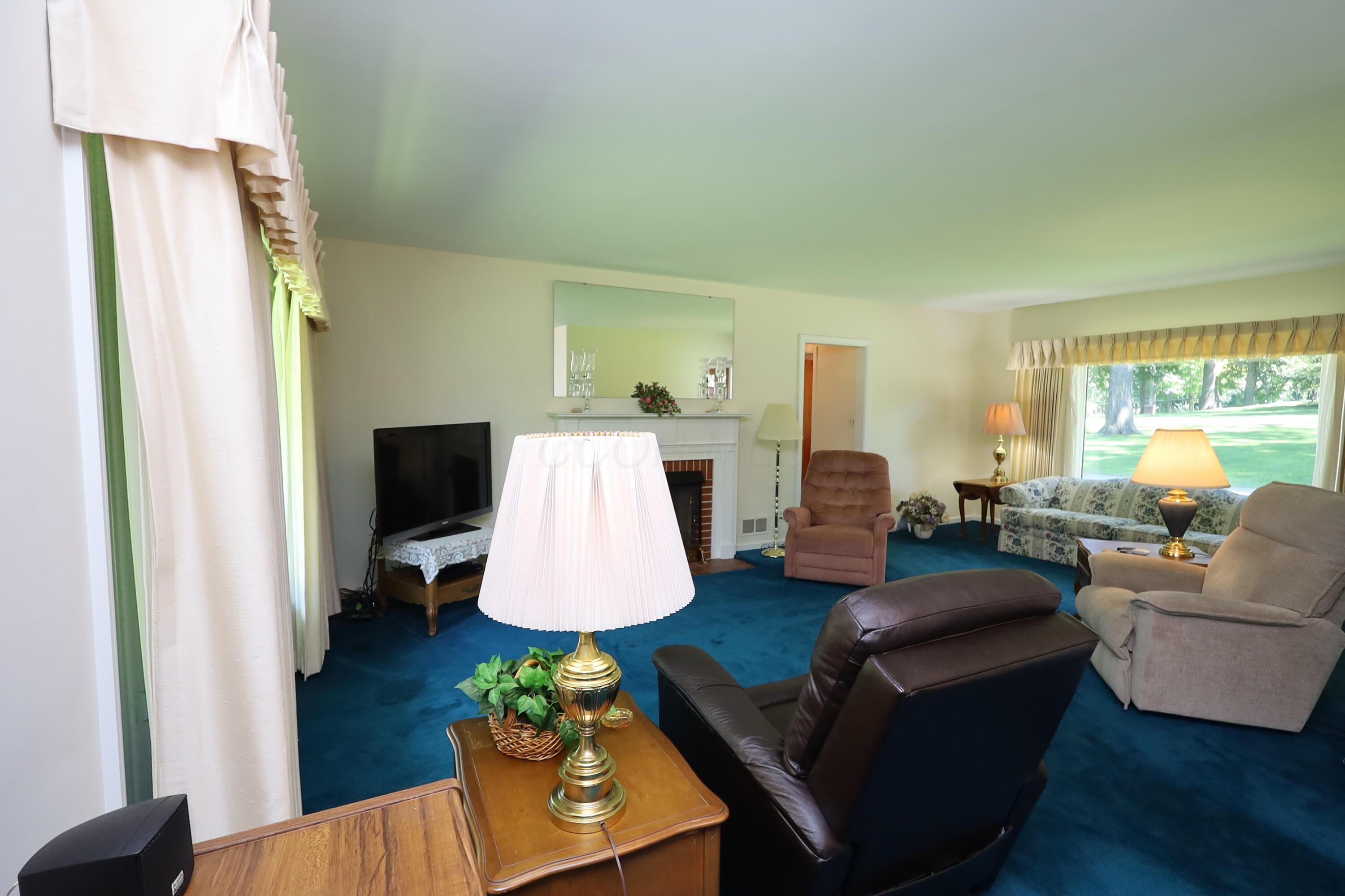 800 Club Drive Property Photo 16
