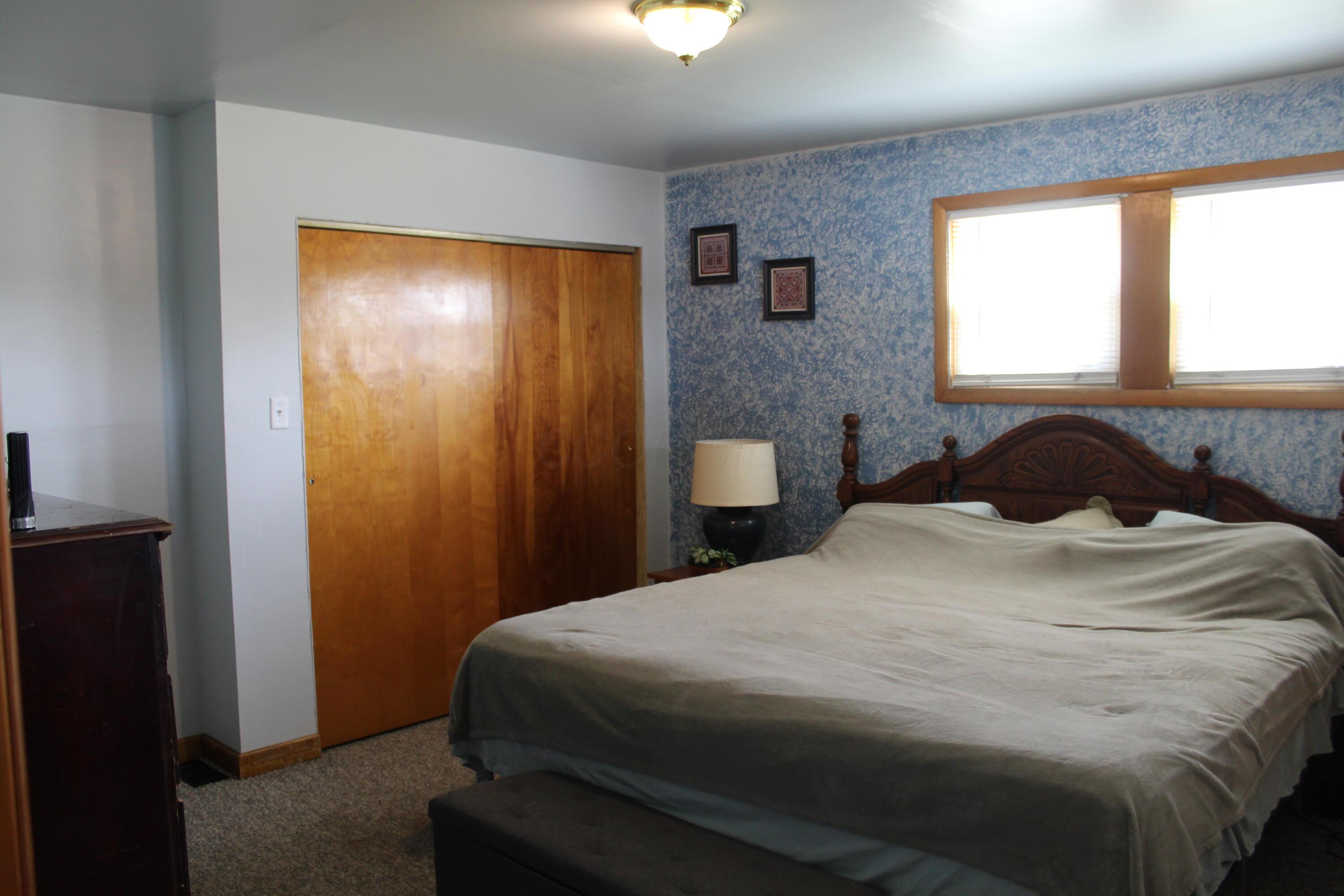 539 Universal Avenue Property Photo 8