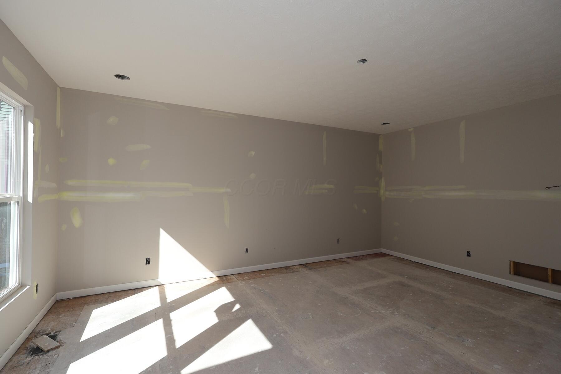 429 Pioneer Way Property Photo 3