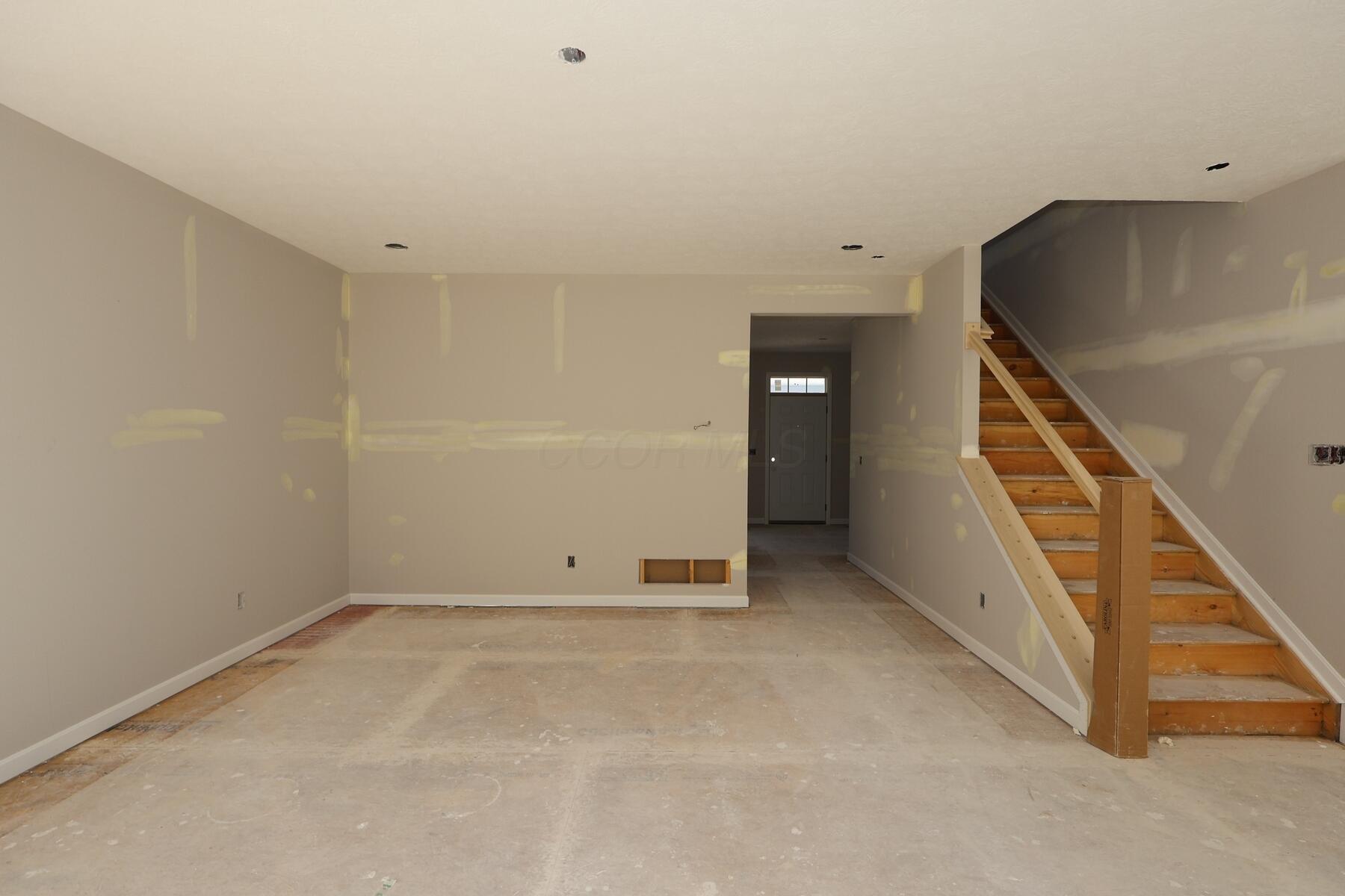 429 Pioneer Way Property Photo 4