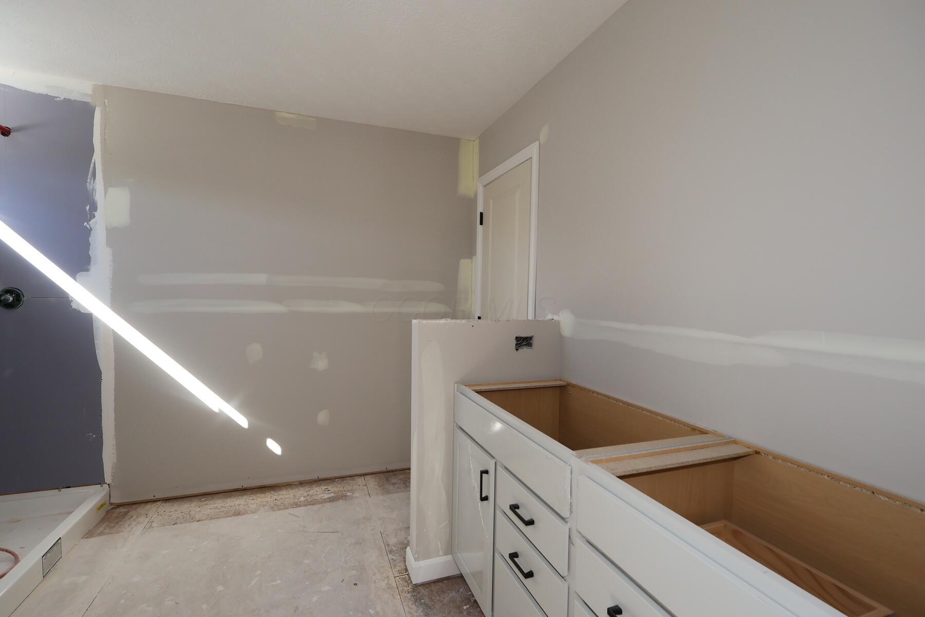 429 Pioneer Way Property Photo 16