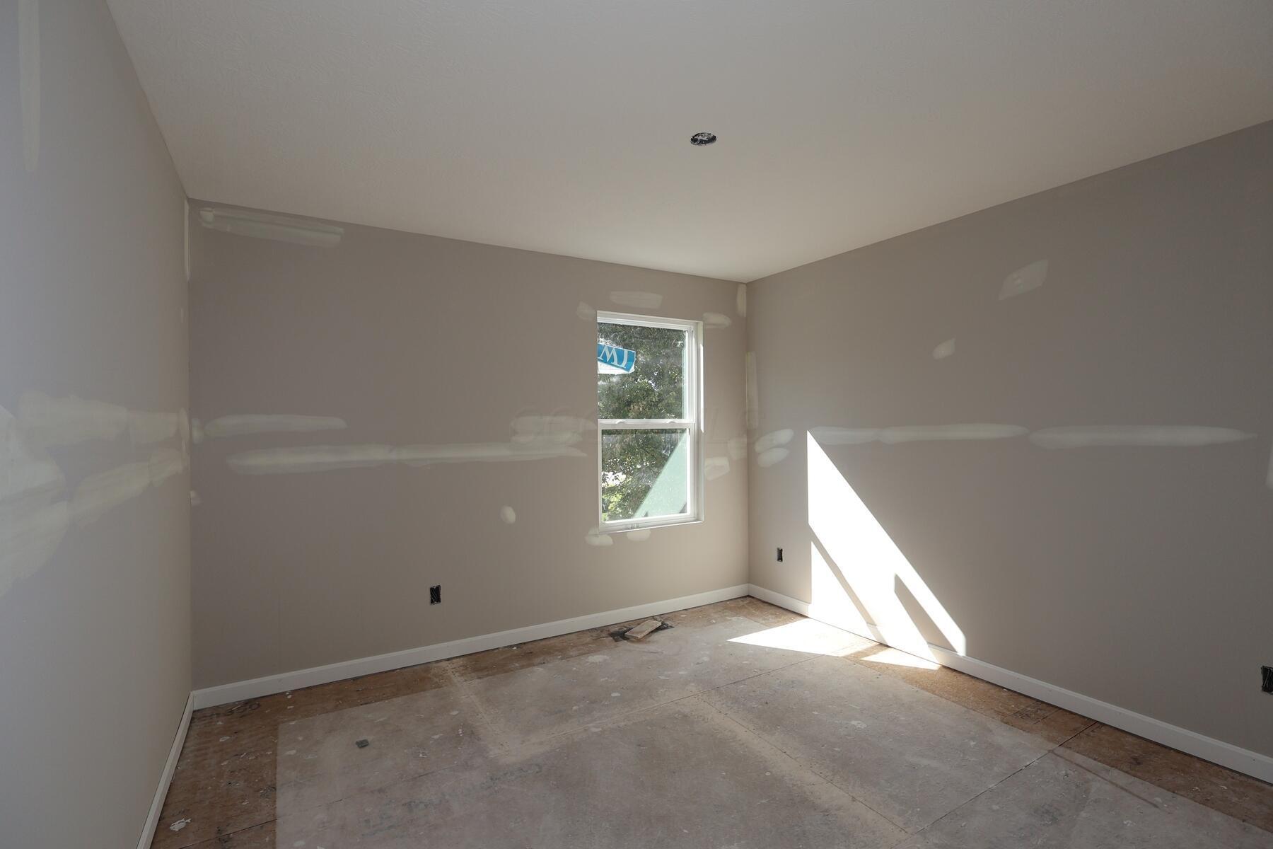 429 Pioneer Way Property Photo 18