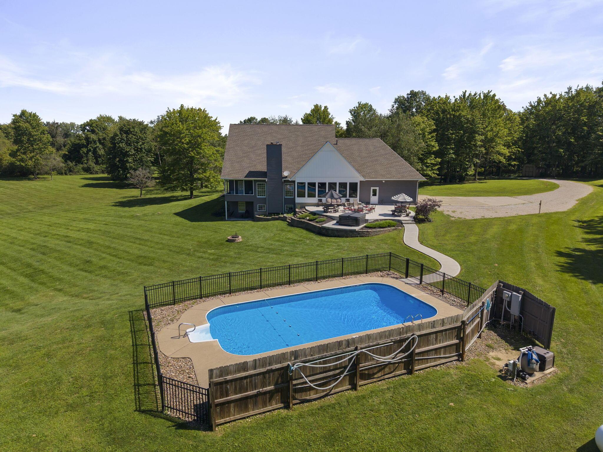 120 Woody Knoll Drive Property Photo 1