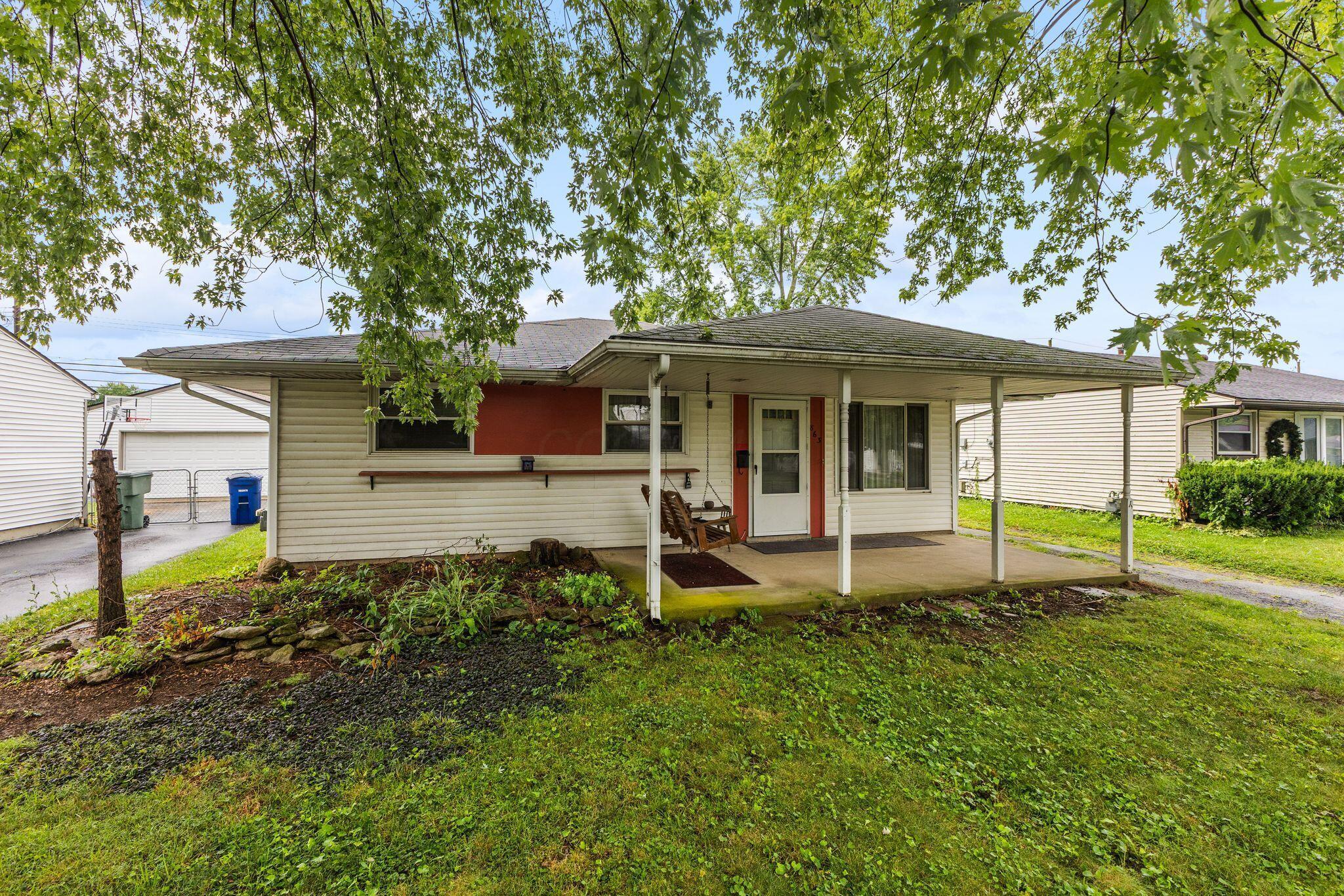 863 Bruckner Road Property Photo 2