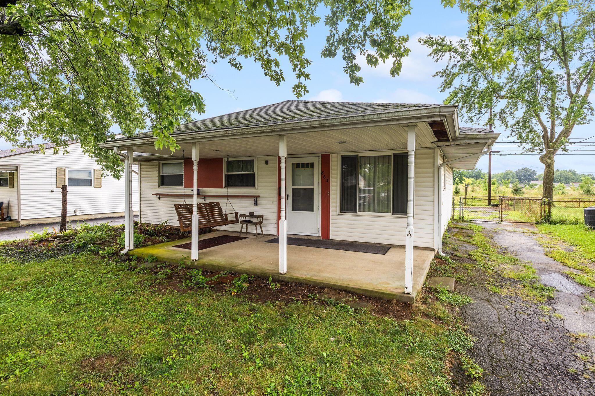 863 Bruckner Road Property Photo 3
