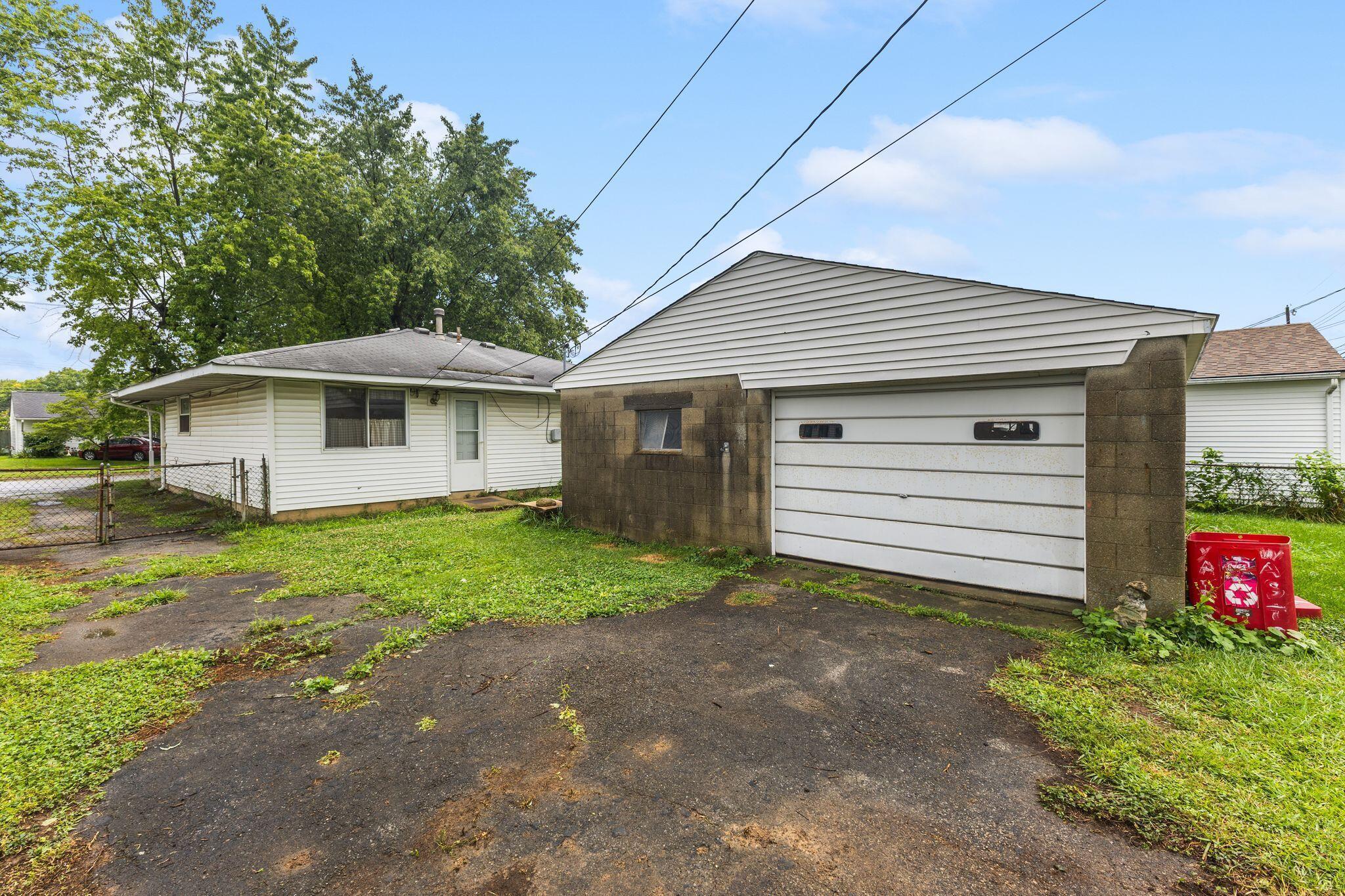 863 Bruckner Road Property Photo 26