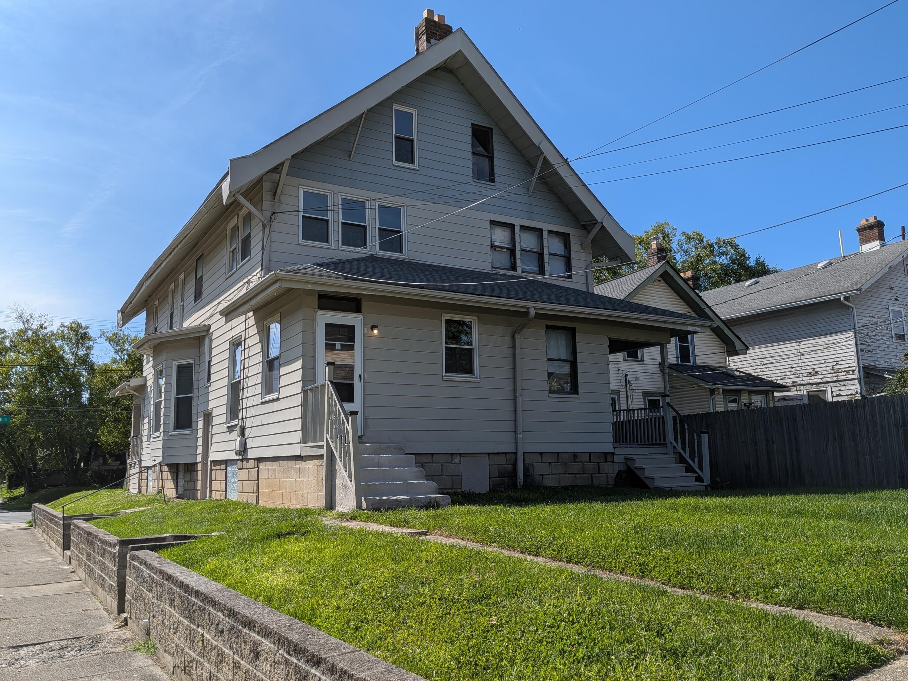 2422 N 4th Street Property Photo 4