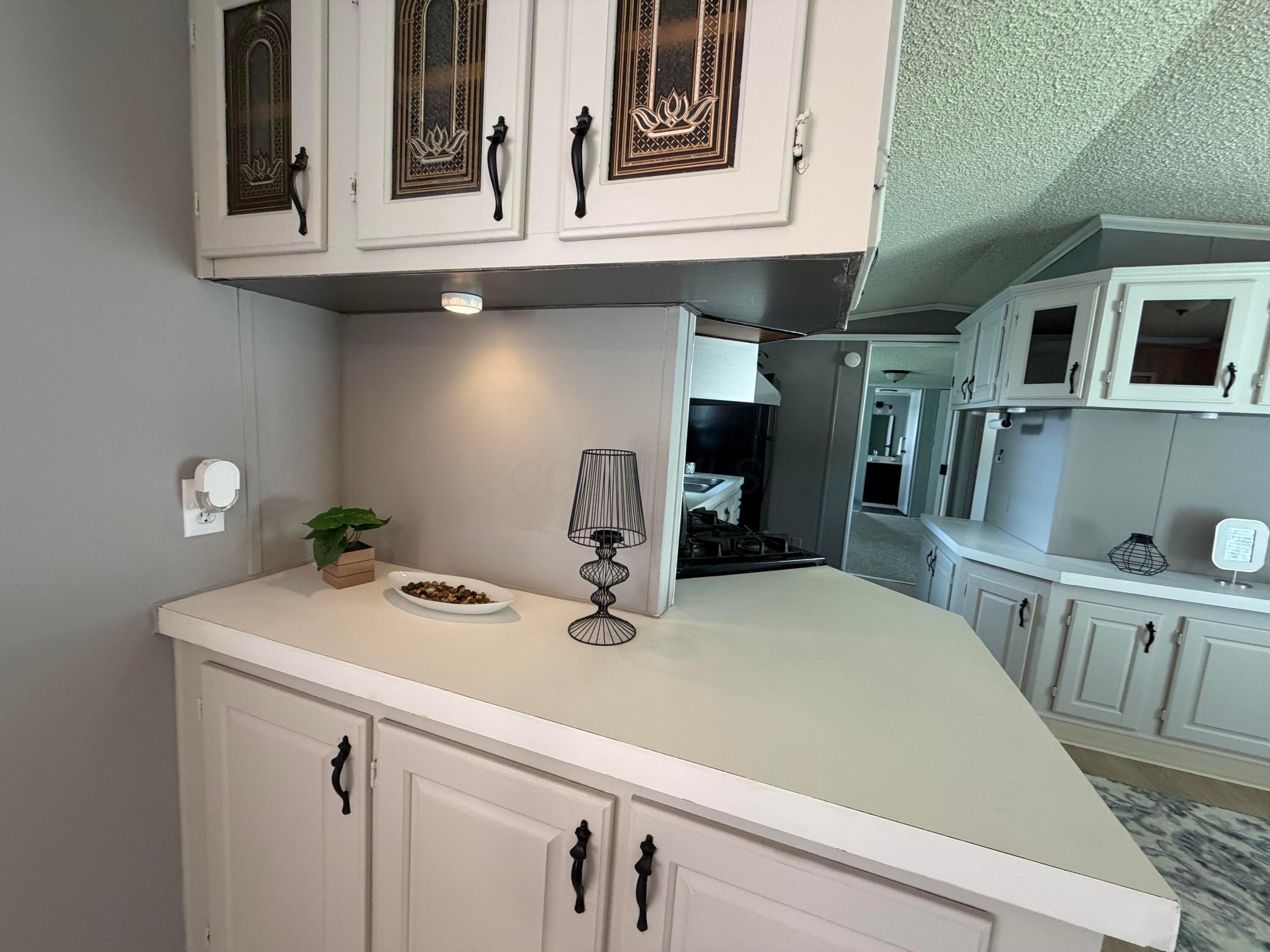 177 Oak Manor Property Photo 10