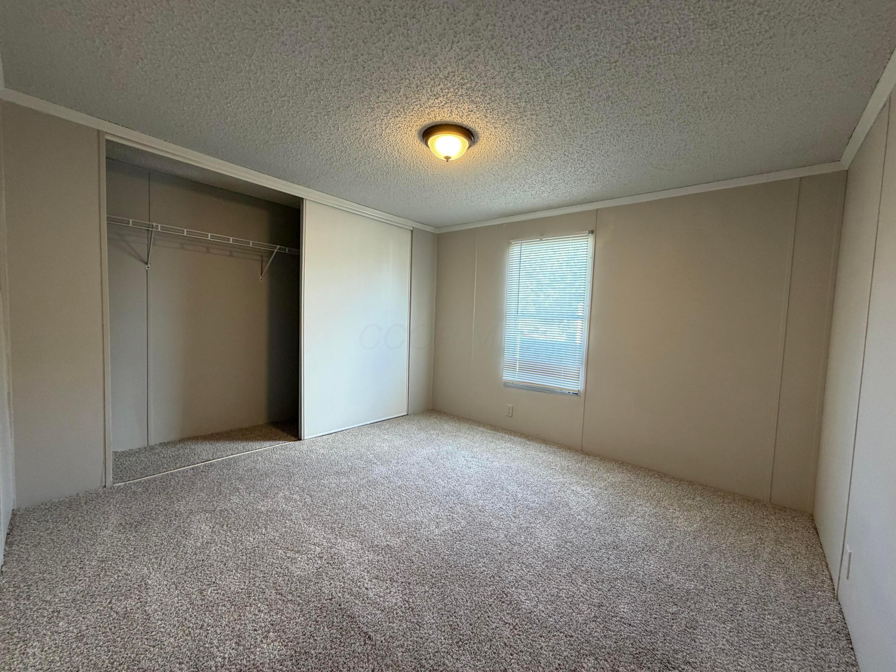 177 Oak Manor Property Photo 15