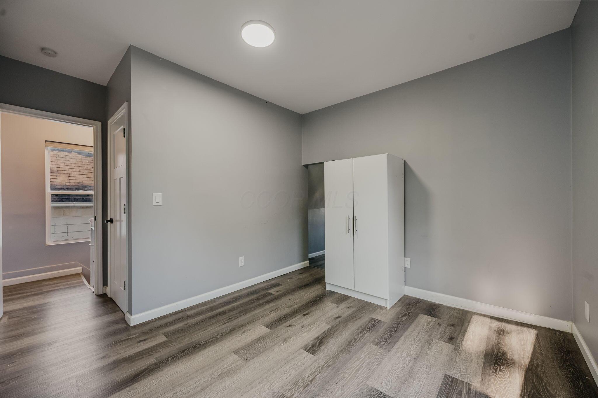 327 Harrison Avenue Property Photo 25