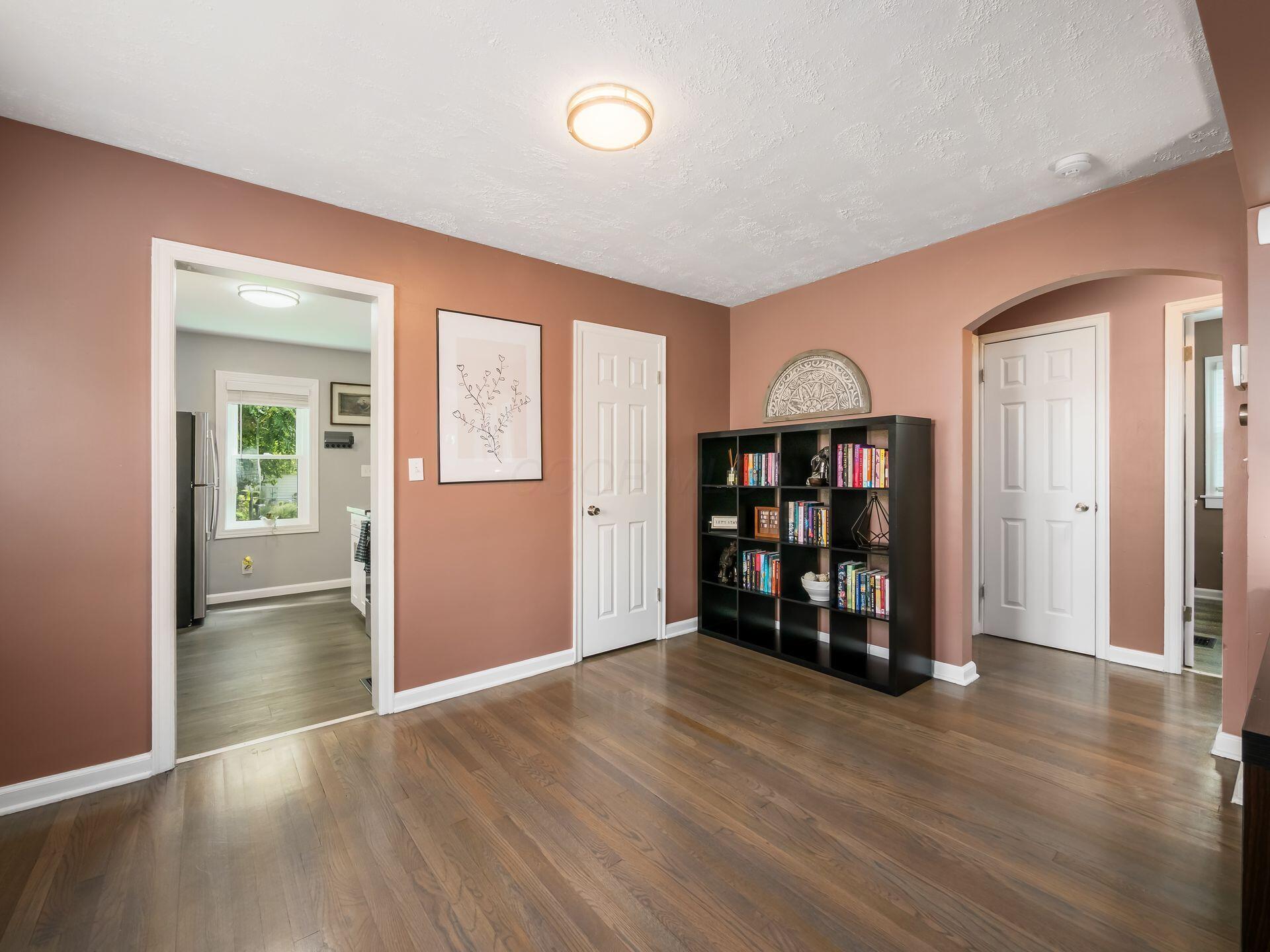 1464 Miller Avenue Property Photo 8