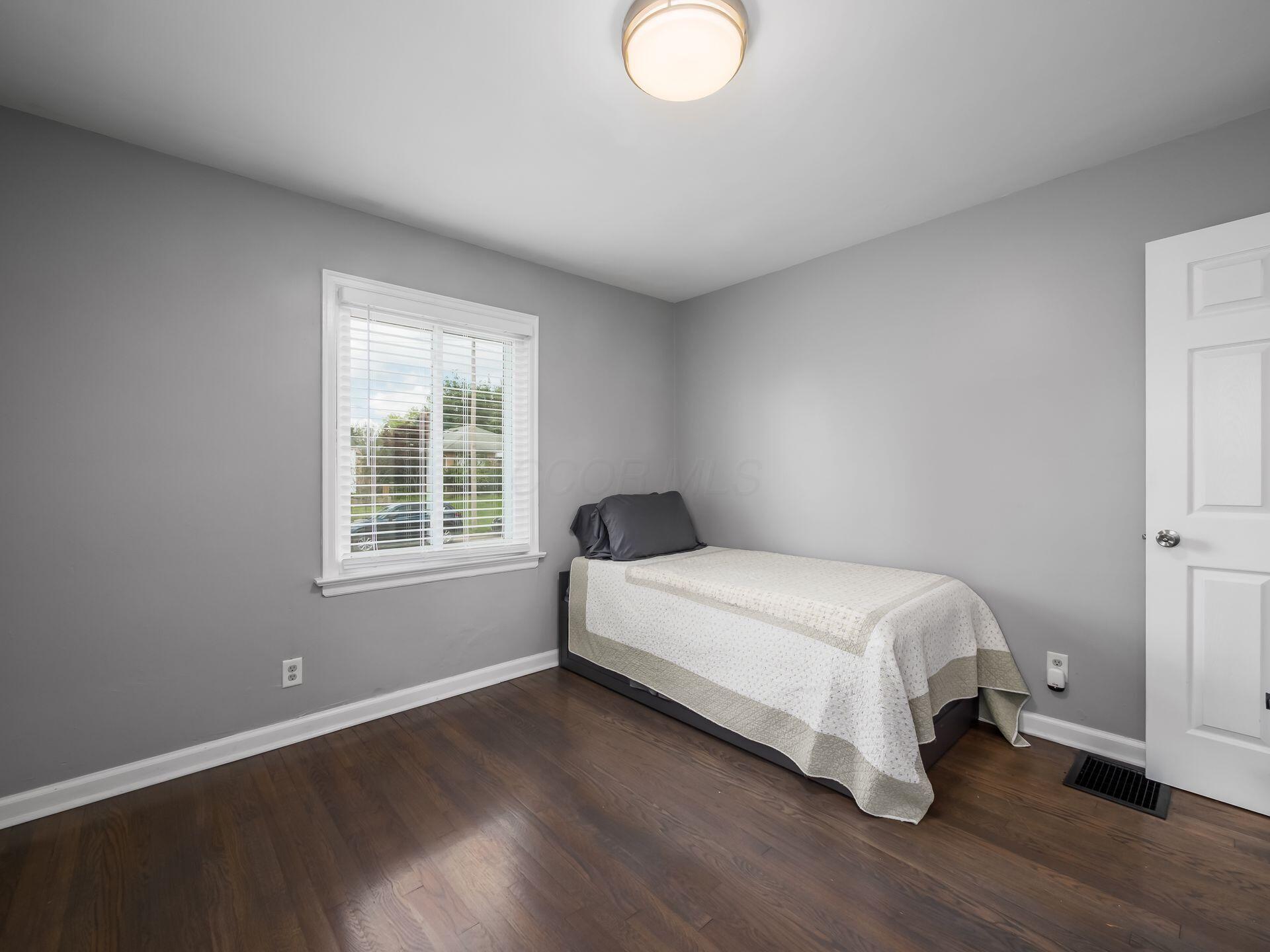 1464 Miller Avenue Property Photo 16