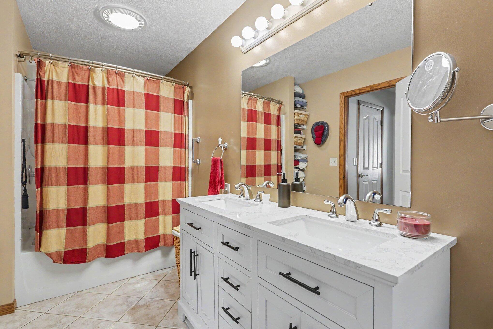 755 Quarry View Drive Property Photo 16