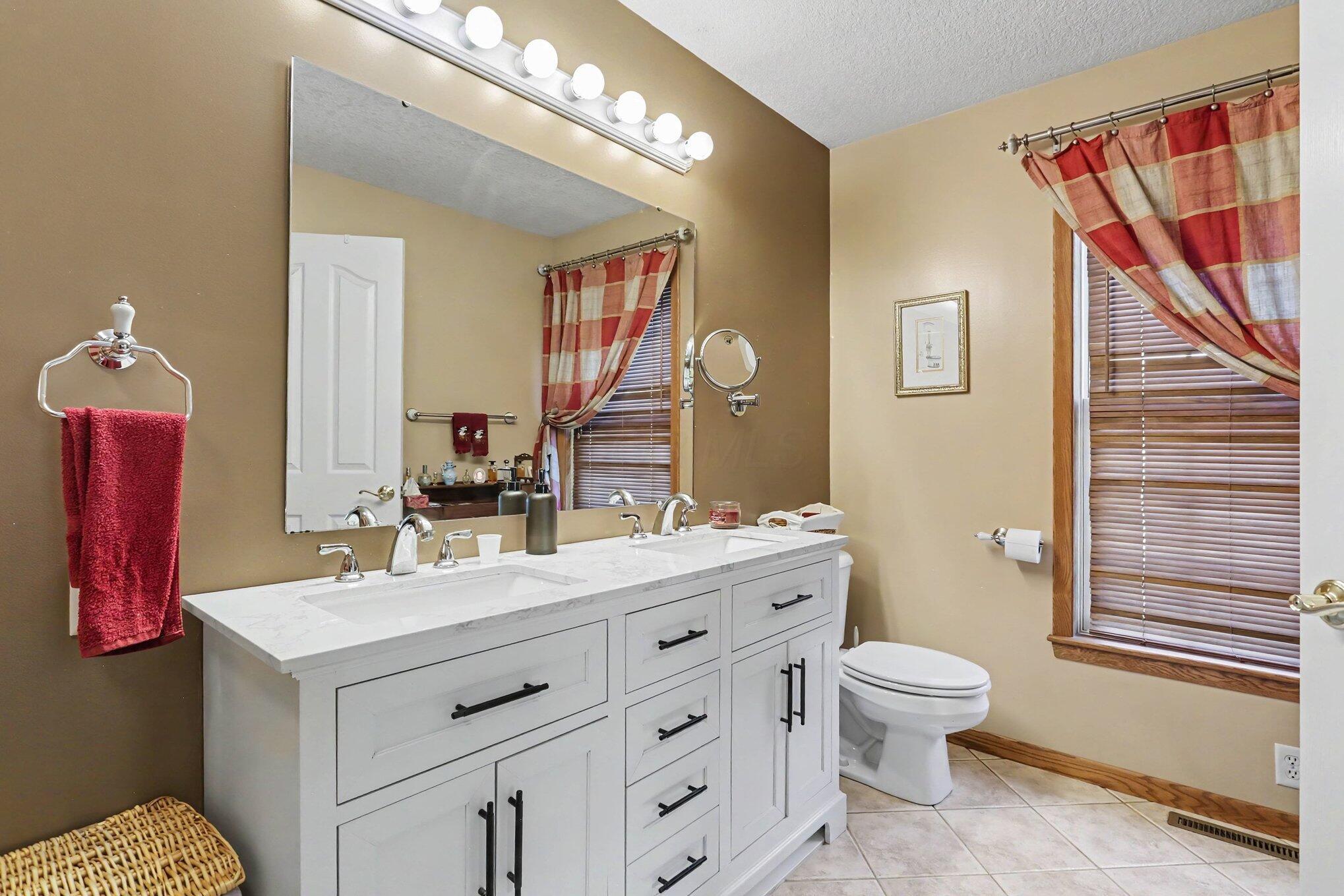 755 Quarry View Drive Property Photo 17