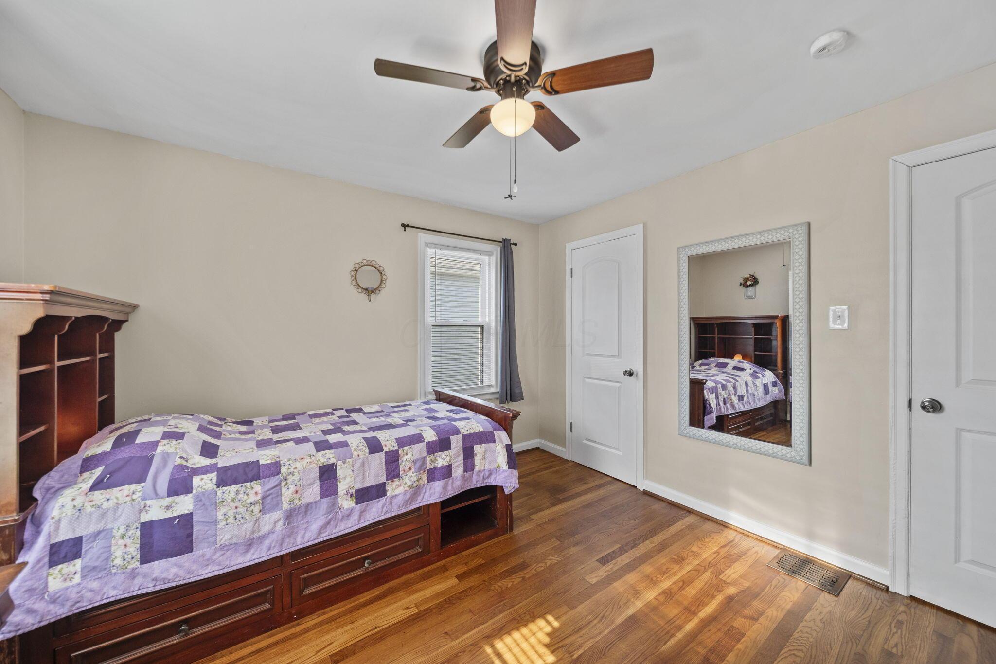 948 Seymour Avenue Property Photo 25