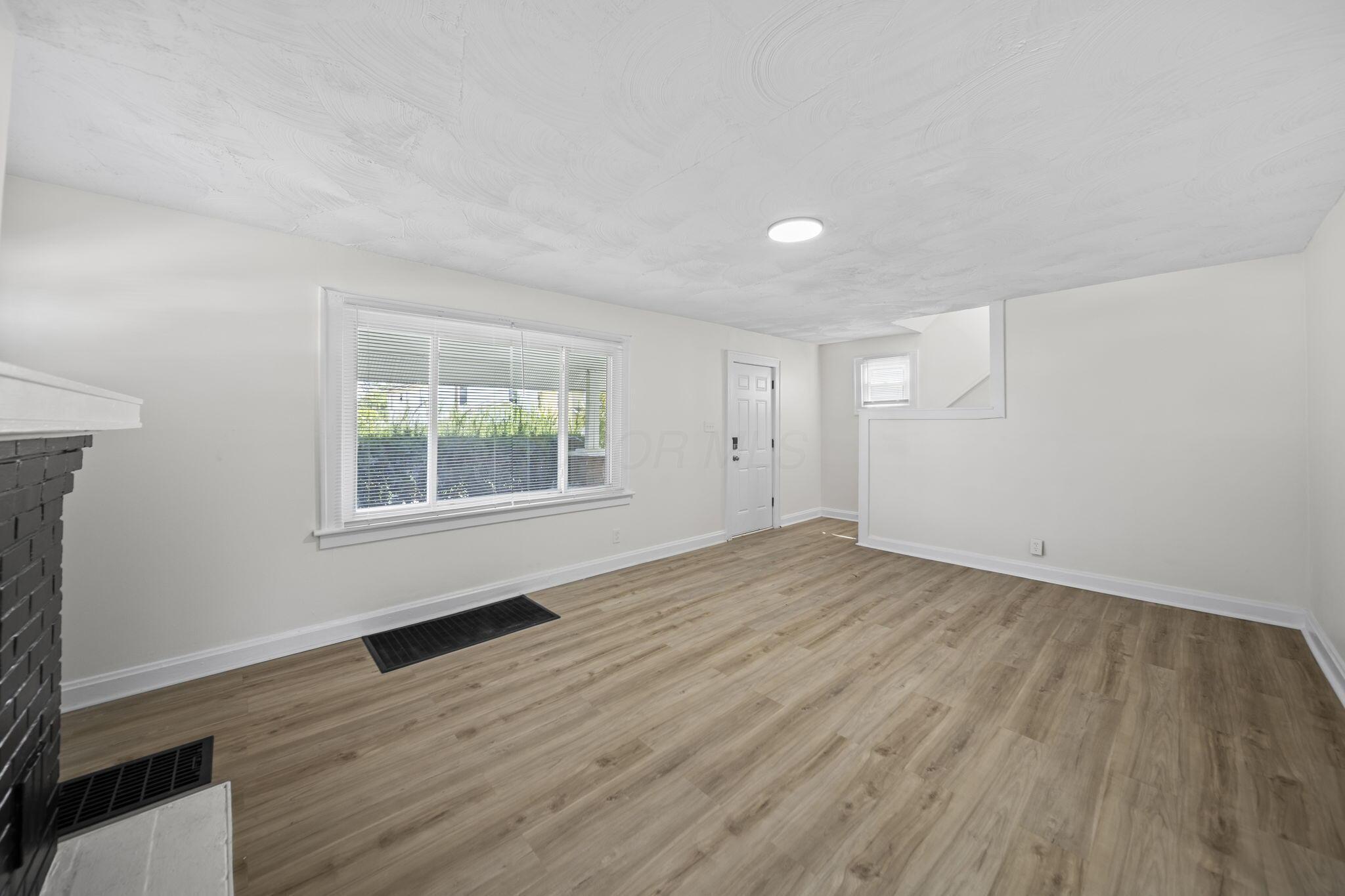 511 S Wayne Avenue Property Photo 6