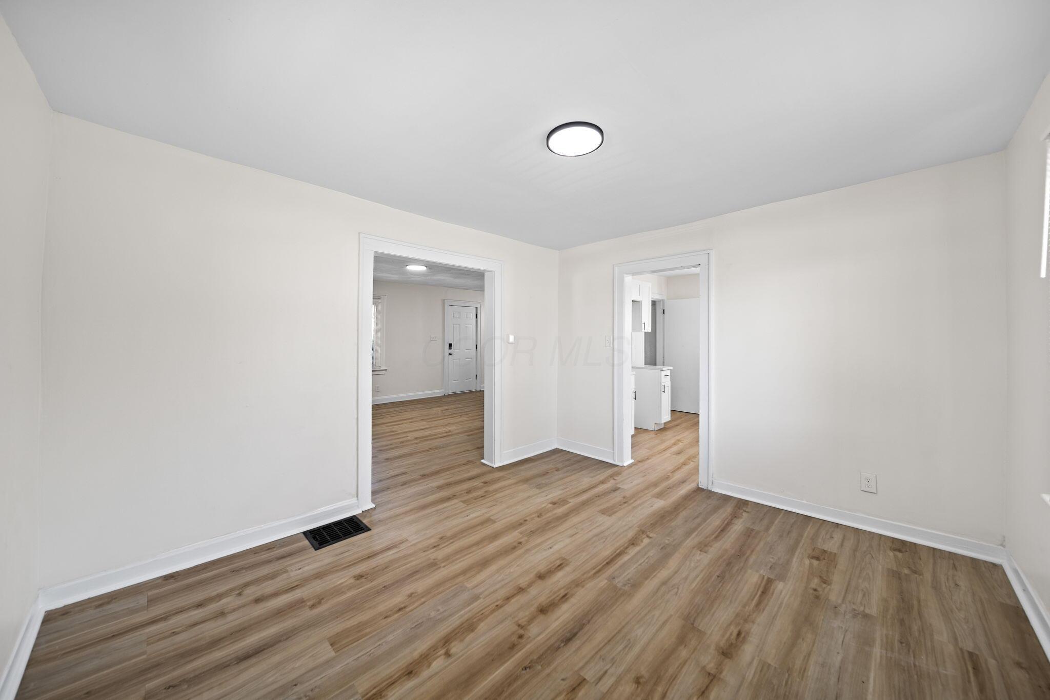 511 S Wayne Avenue Property Photo 15