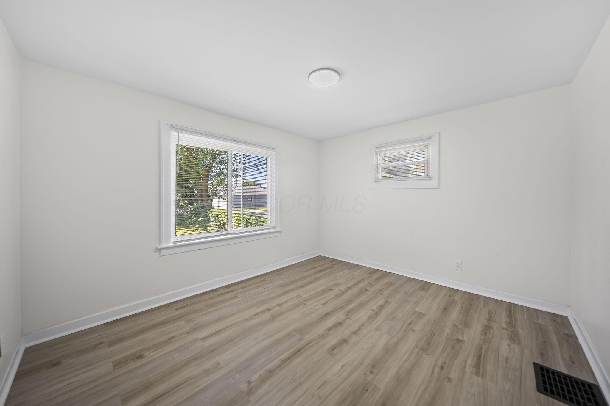 511 S Wayne Avenue Property Photo 17
