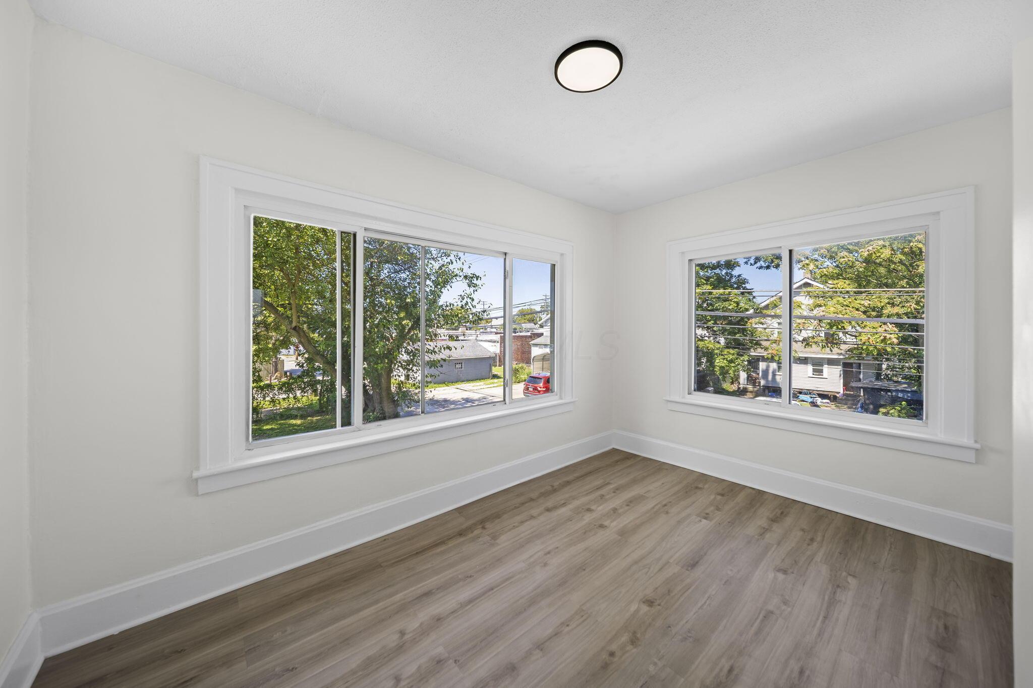 511 S Wayne Avenue Property Photo 23