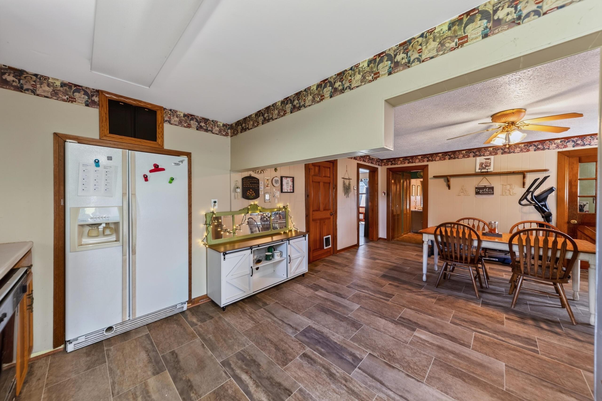 843 Prospect Mount Vernon Road W Property Photo 15