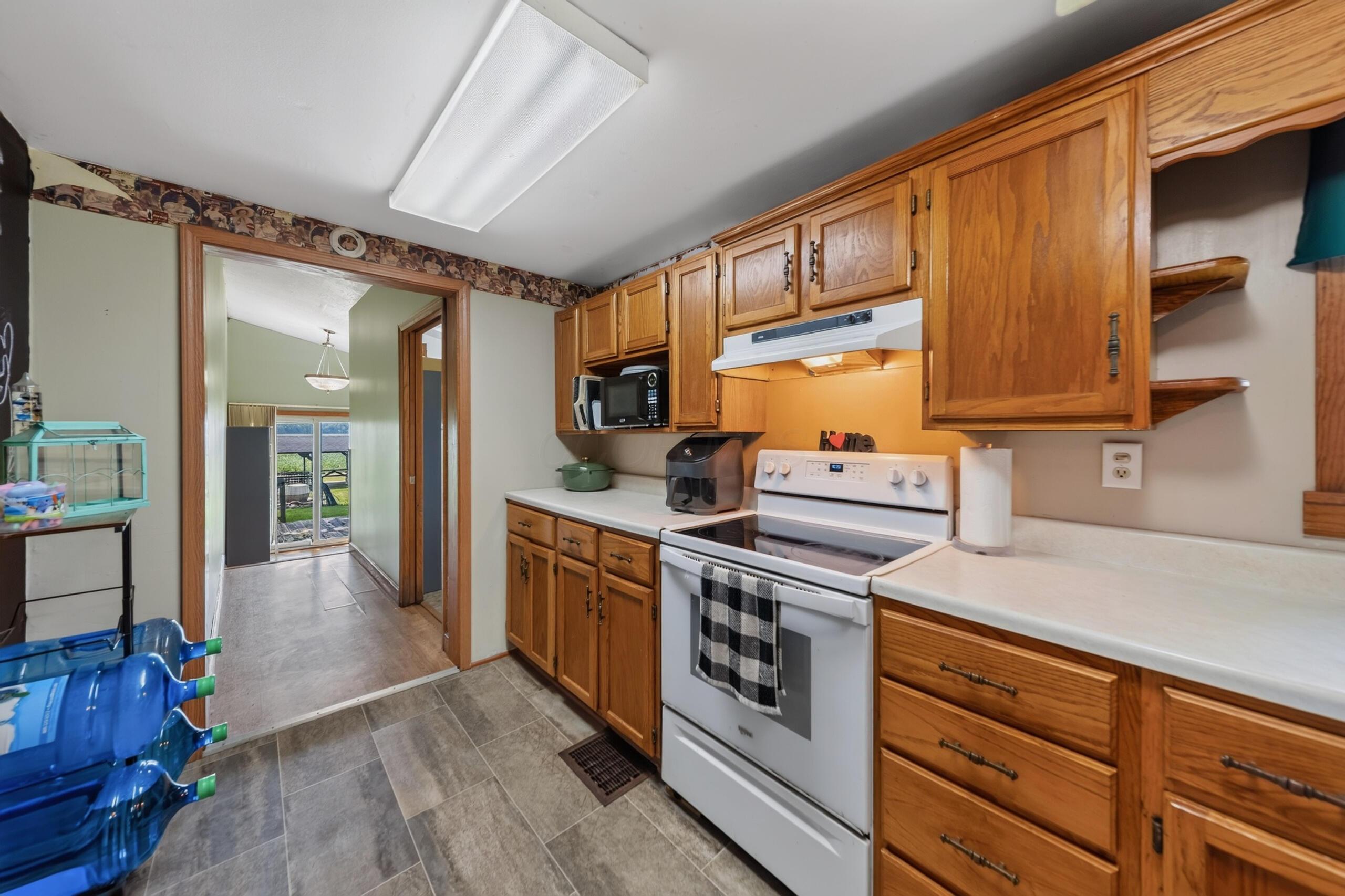 843 Prospect Mount Vernon Road W Property Photo 16