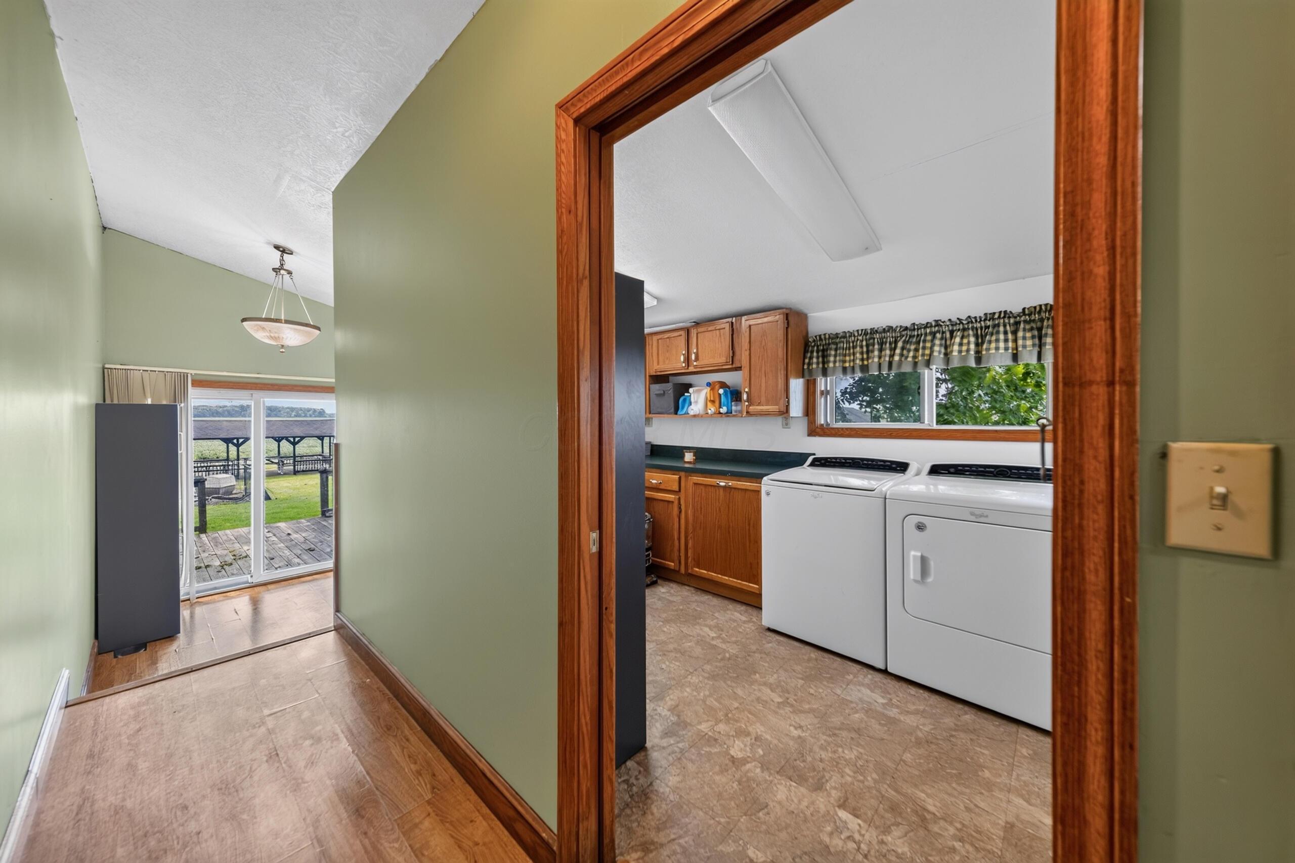 843 Prospect Mount Vernon Road W Property Photo 19