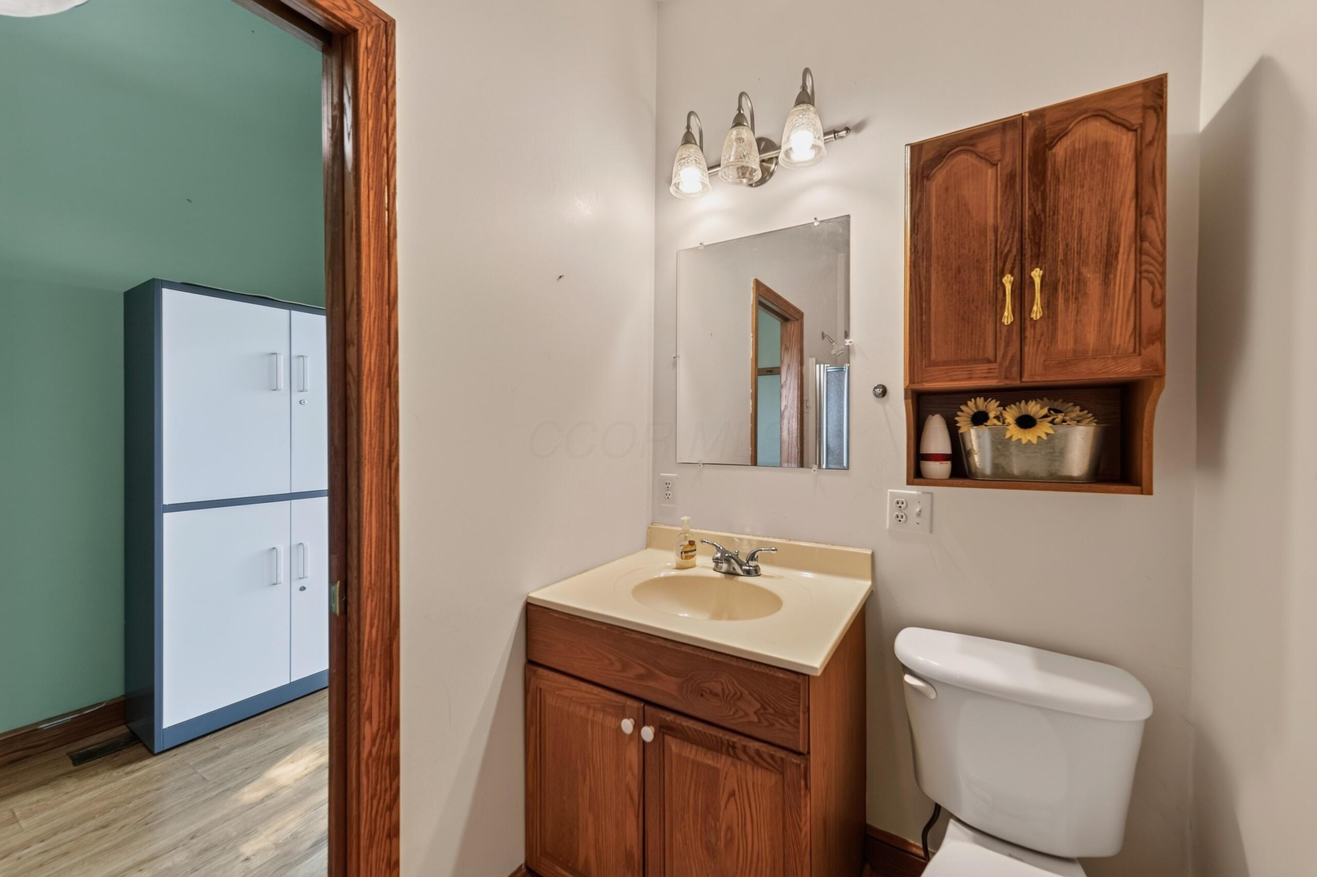 843 Prospect Mount Vernon Road W Property Photo 22