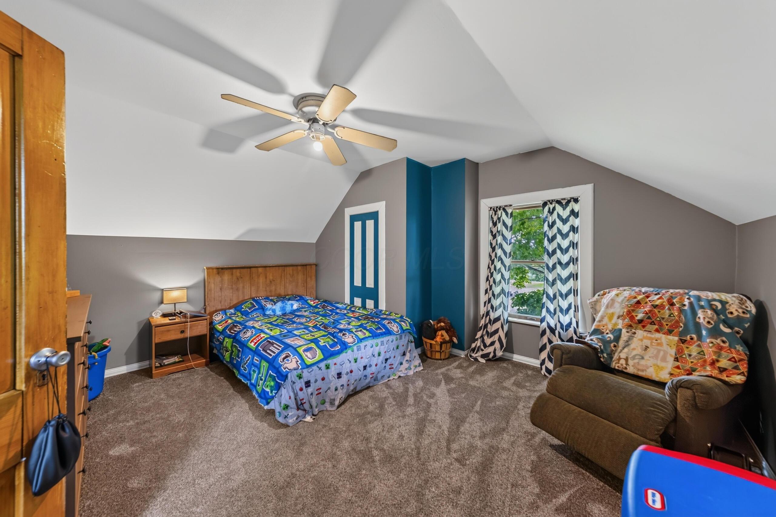 843 Prospect Mount Vernon Road W Property Photo 28