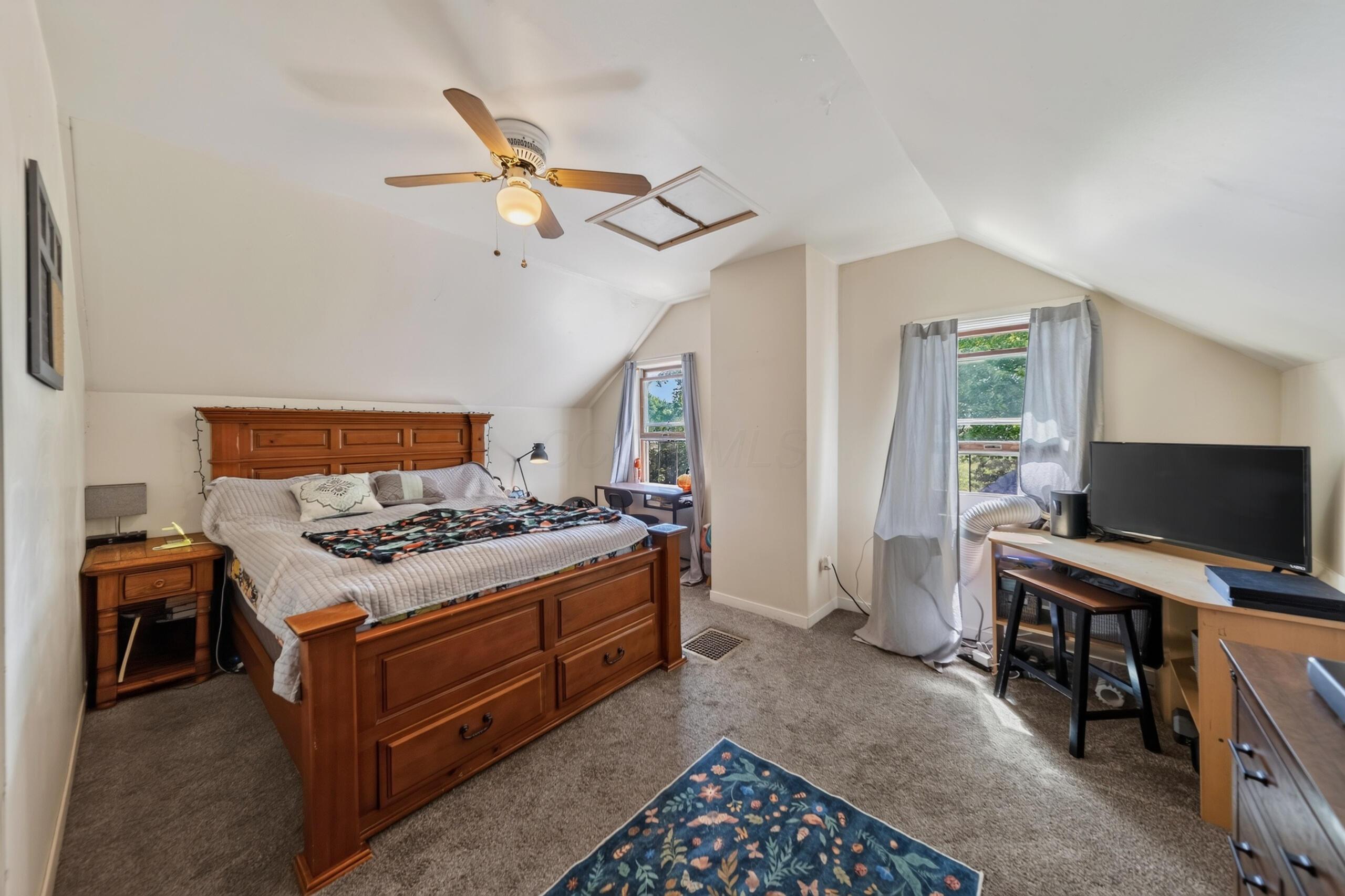 843 Prospect Mount Vernon Road W Property Photo 36
