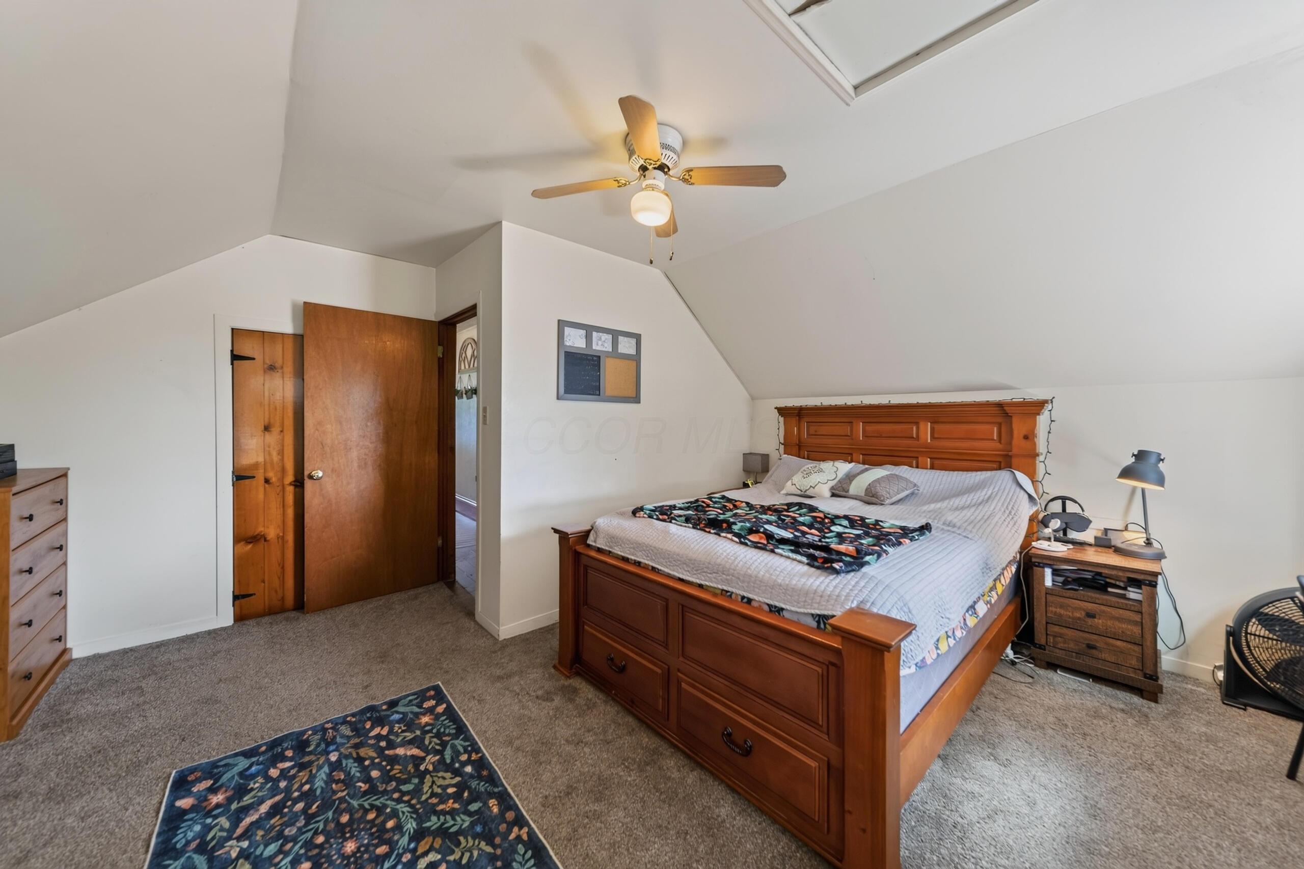 843 Prospect Mount Vernon Road W Property Photo 37