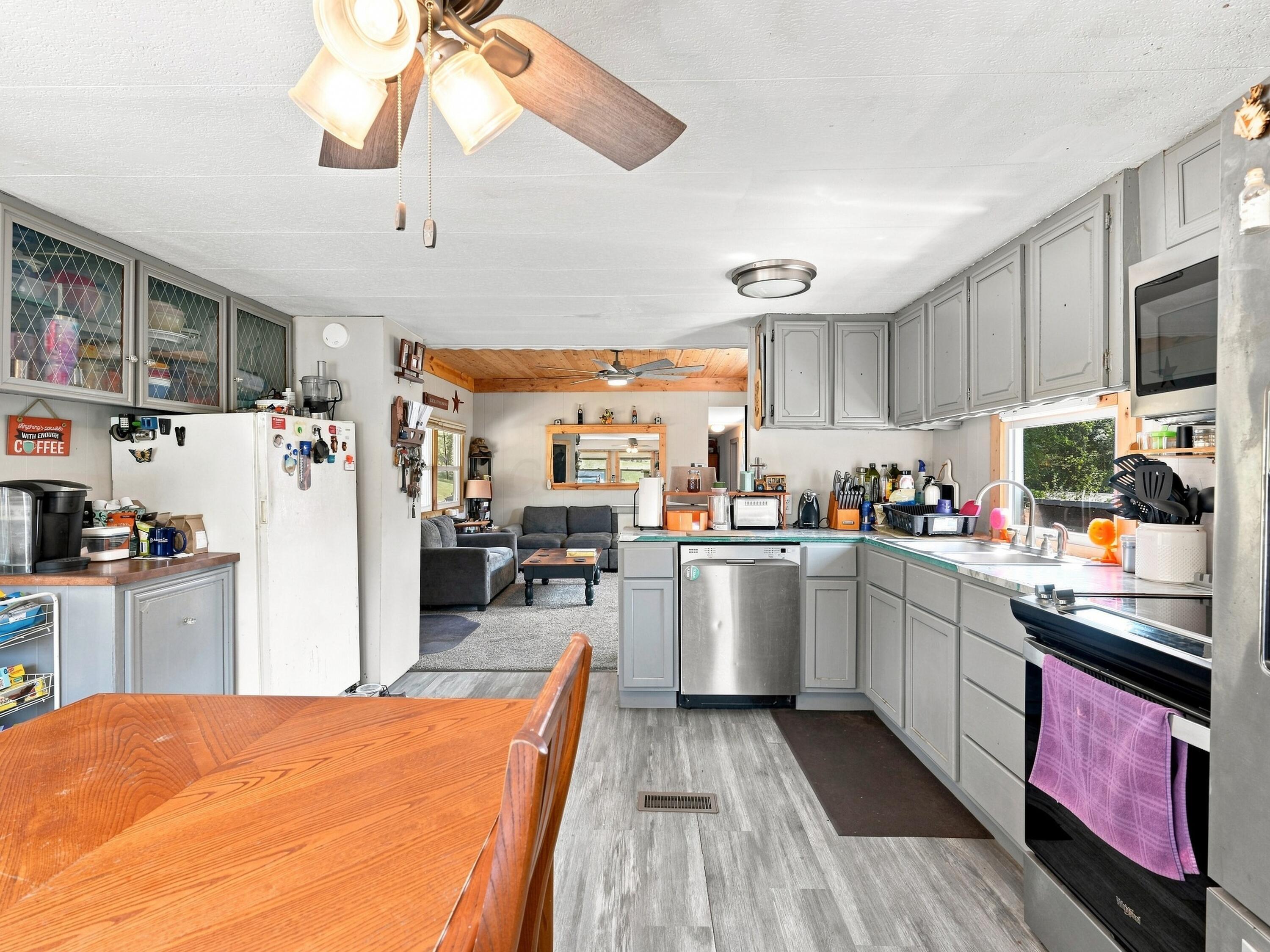 770 Strutt Road Property Photo 14